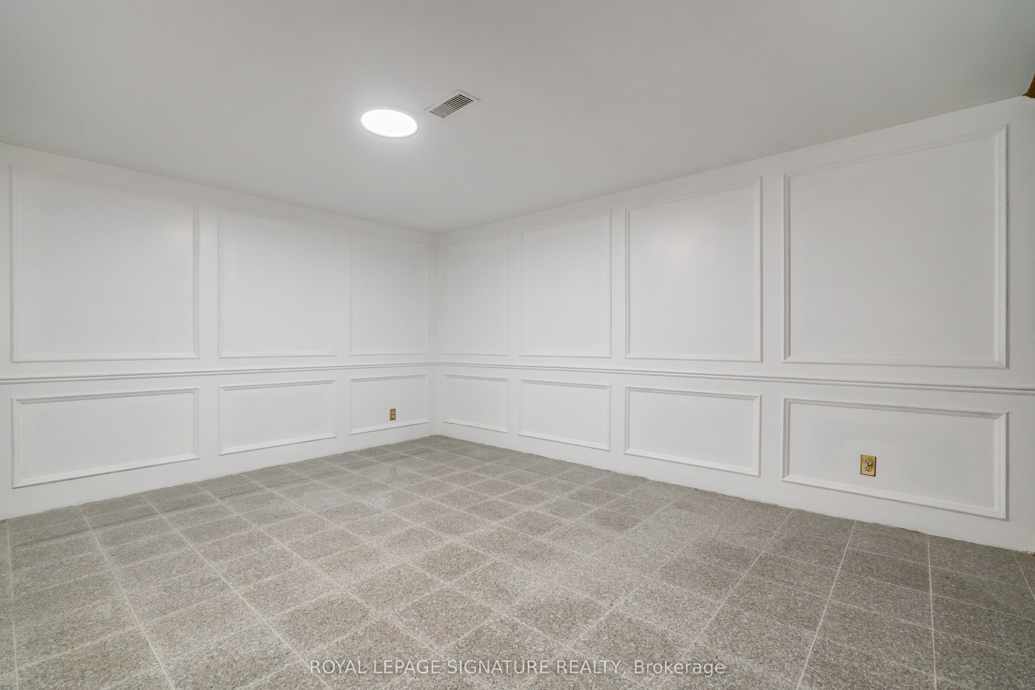 339 Elmwood Avenue Property Photo 44