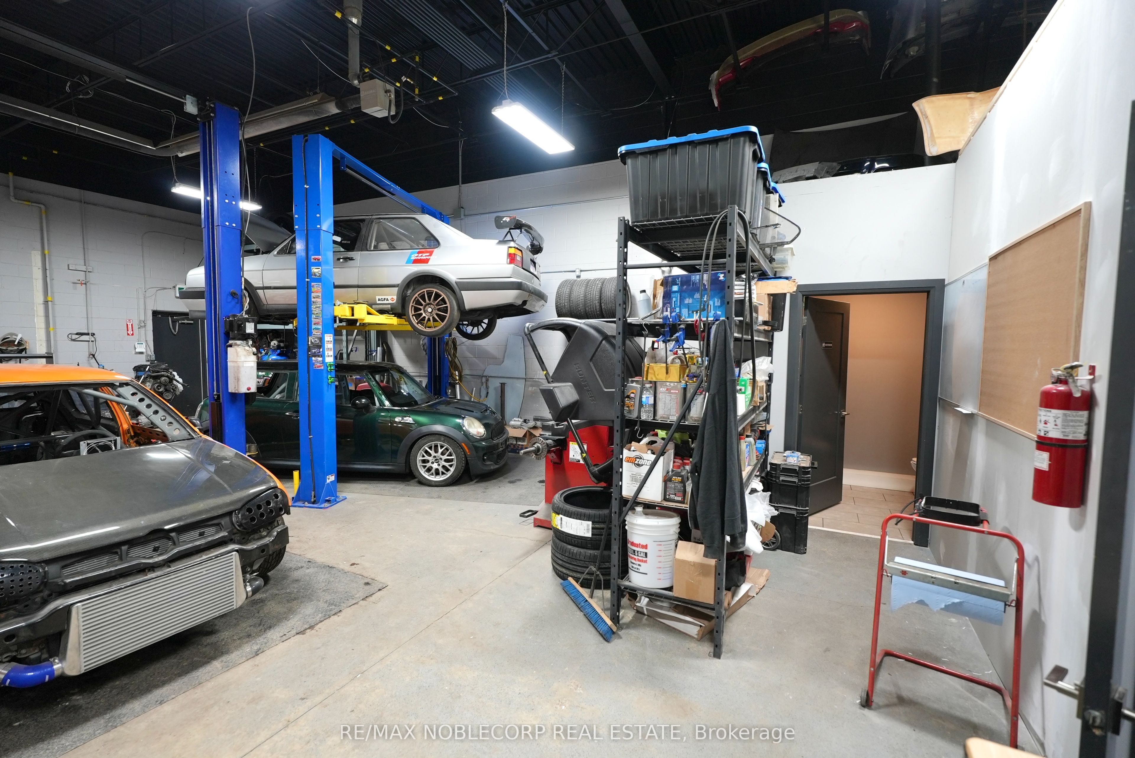 #4 - 310 Millway Avenue Property Photo 18