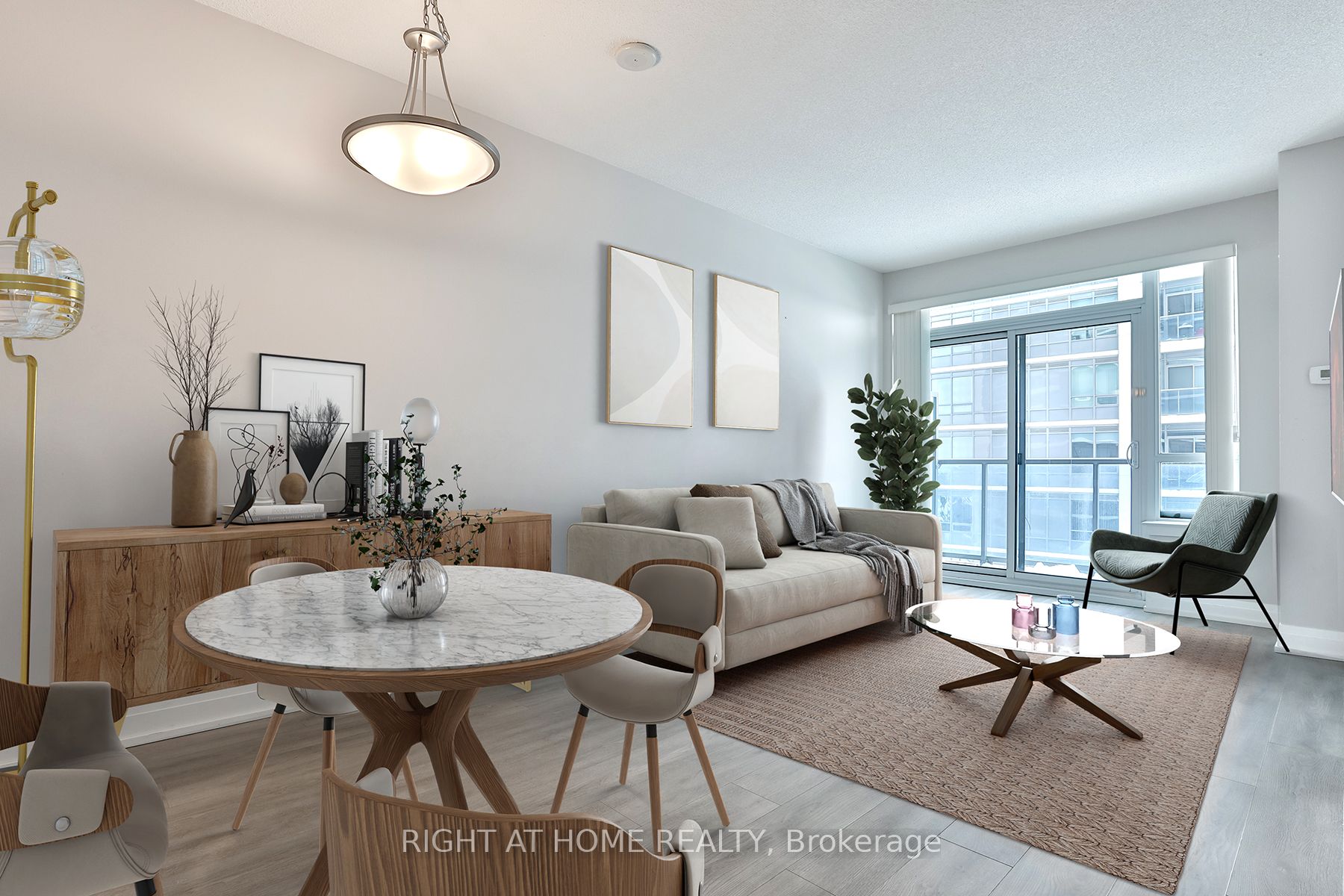 7165 Yonge Street 1505 Property Photo 7
