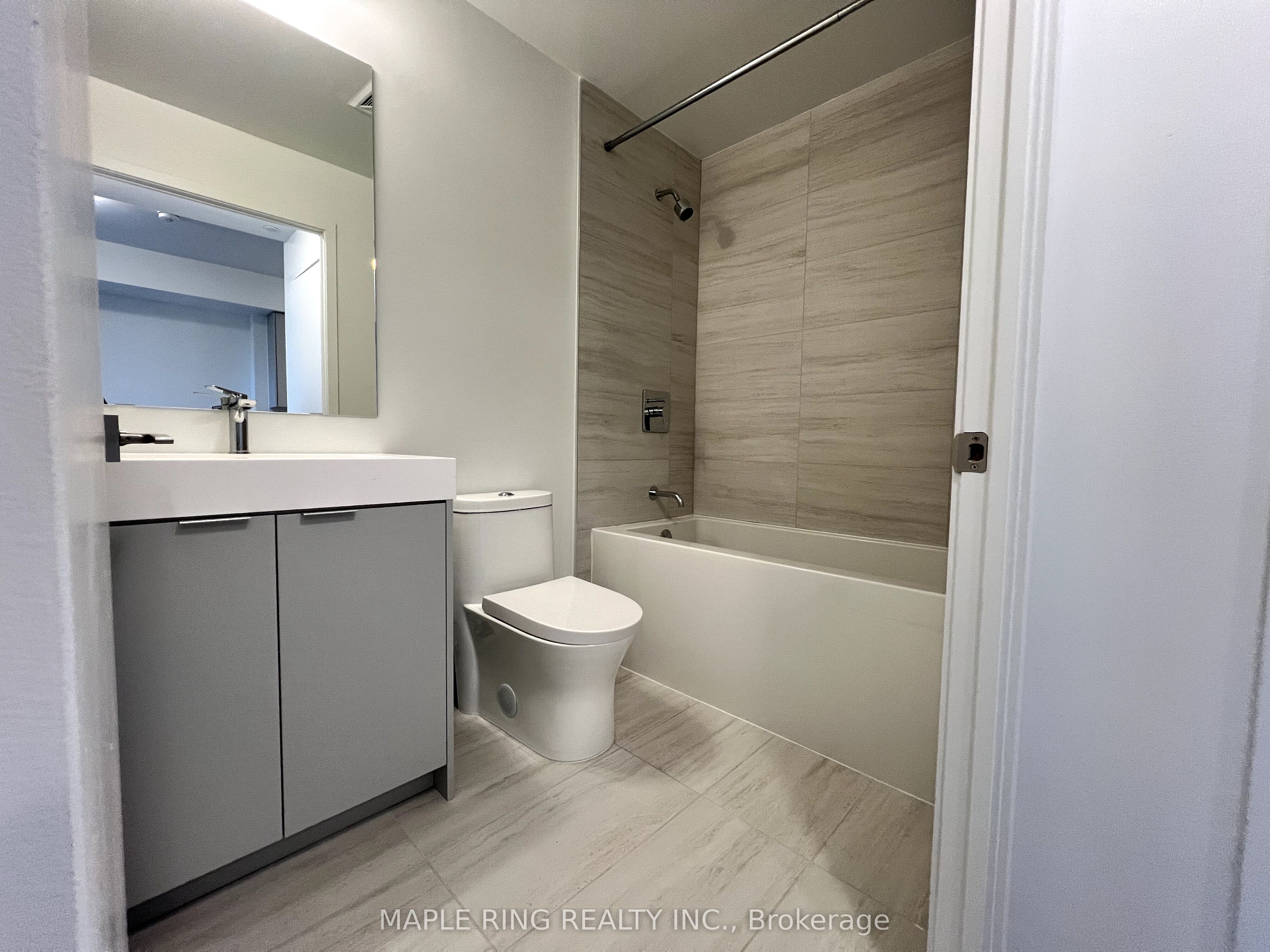 474 Caldari Road 311 Property Photo 4