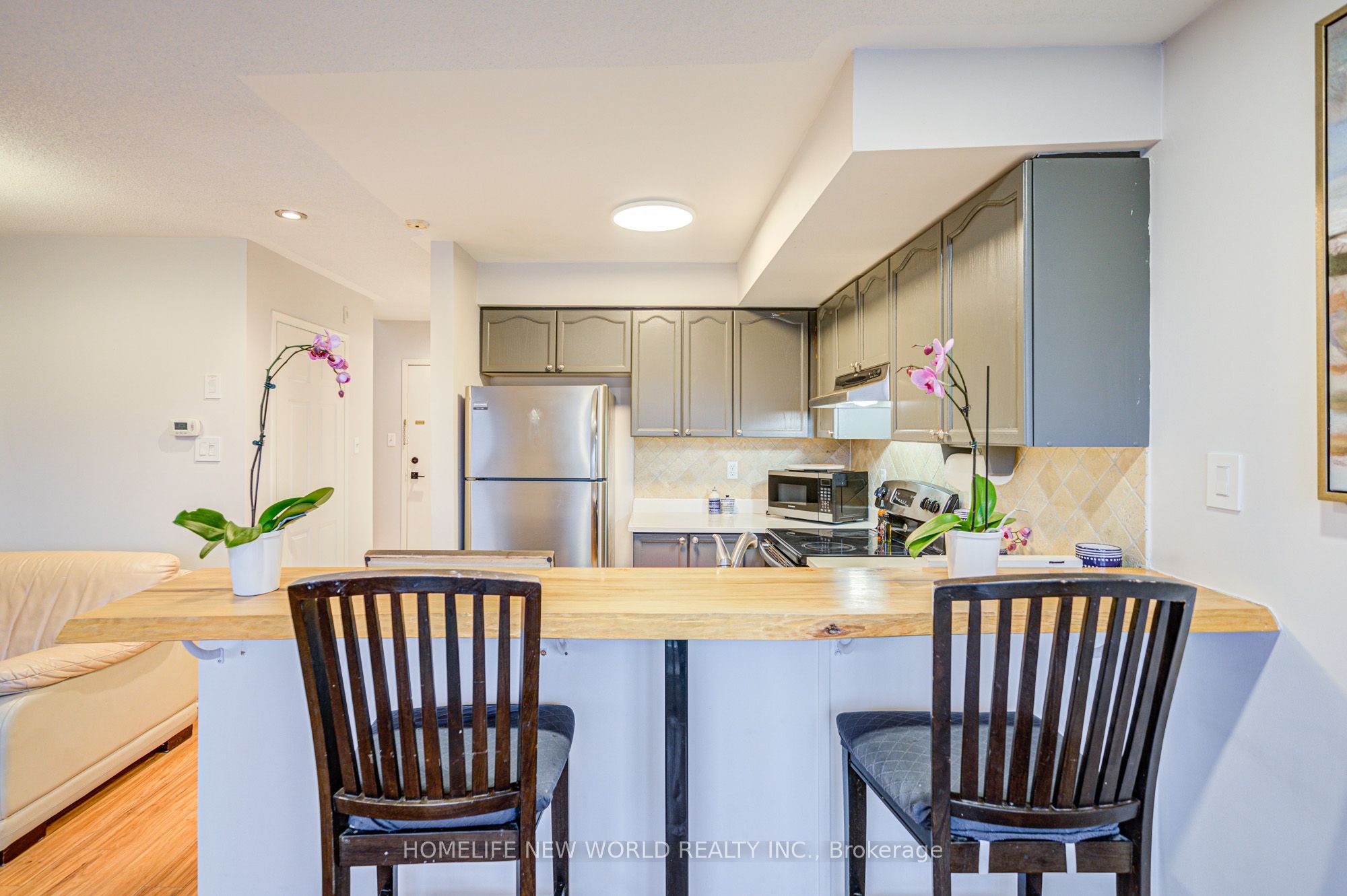 15 Cornell Meadows Avenue A206 Property Photo 8