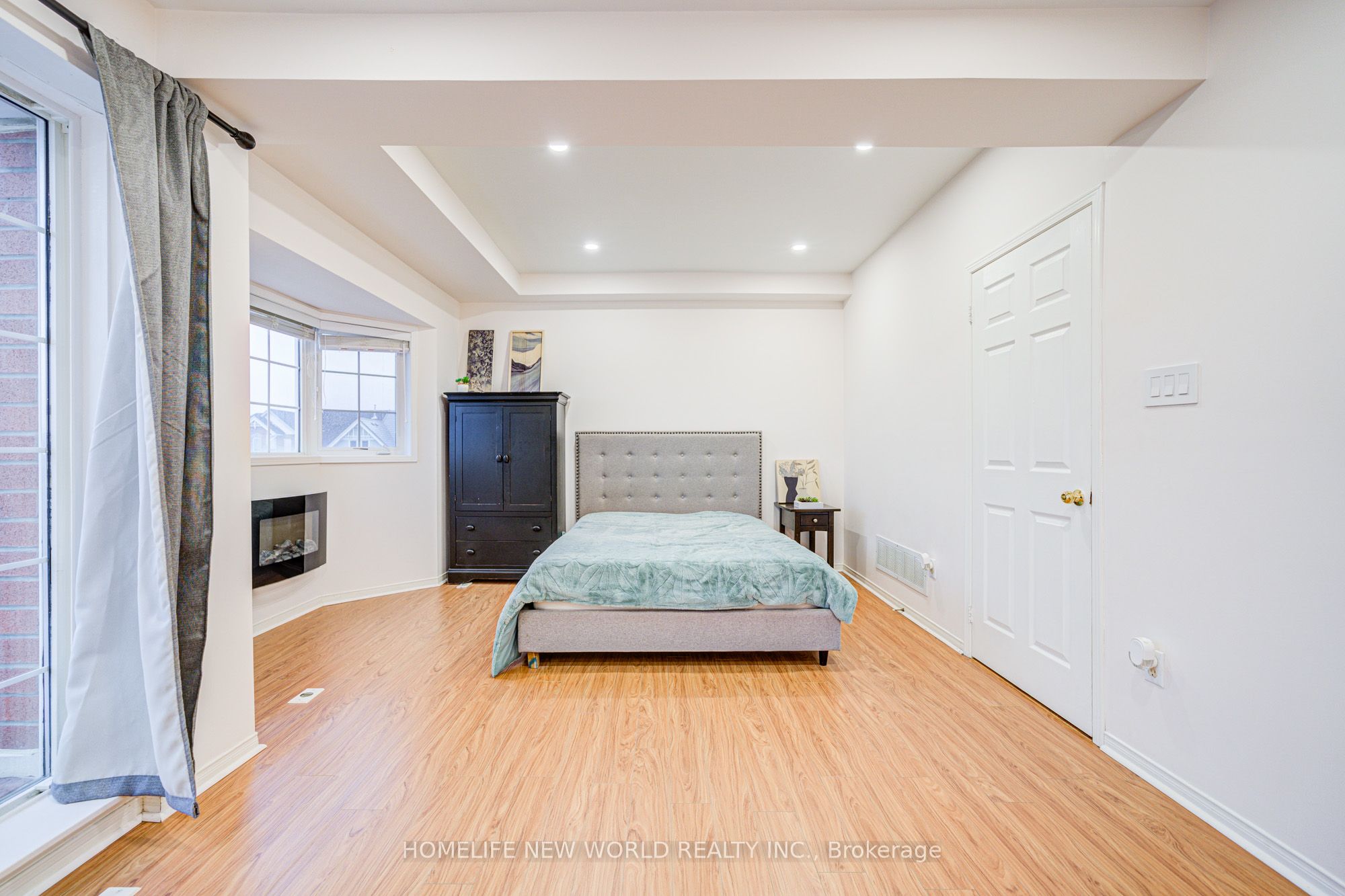 15 Cornell Meadows Avenue A206 Property Photo 19