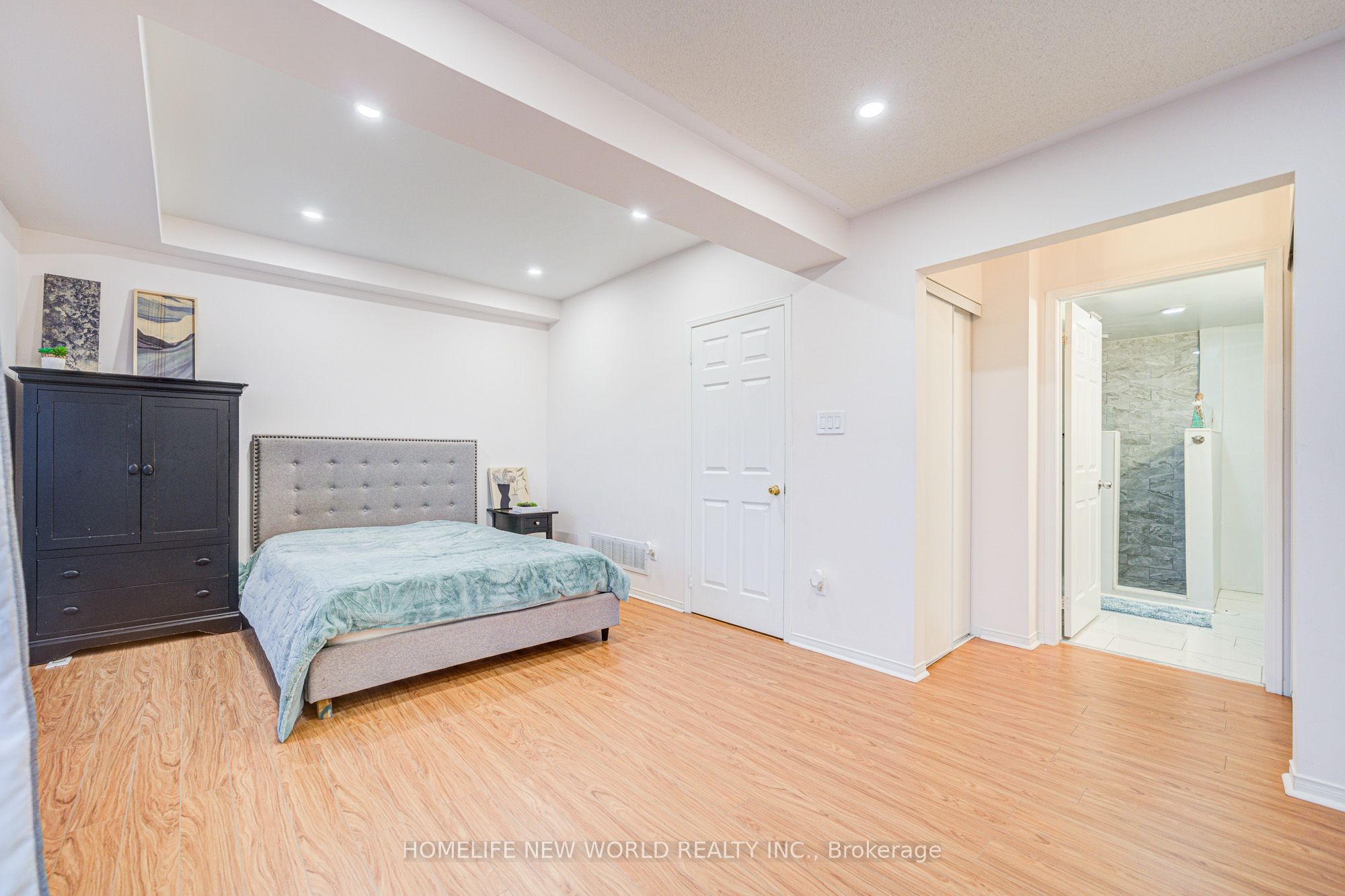 15 Cornell Meadows Avenue A206 Property Photo 21