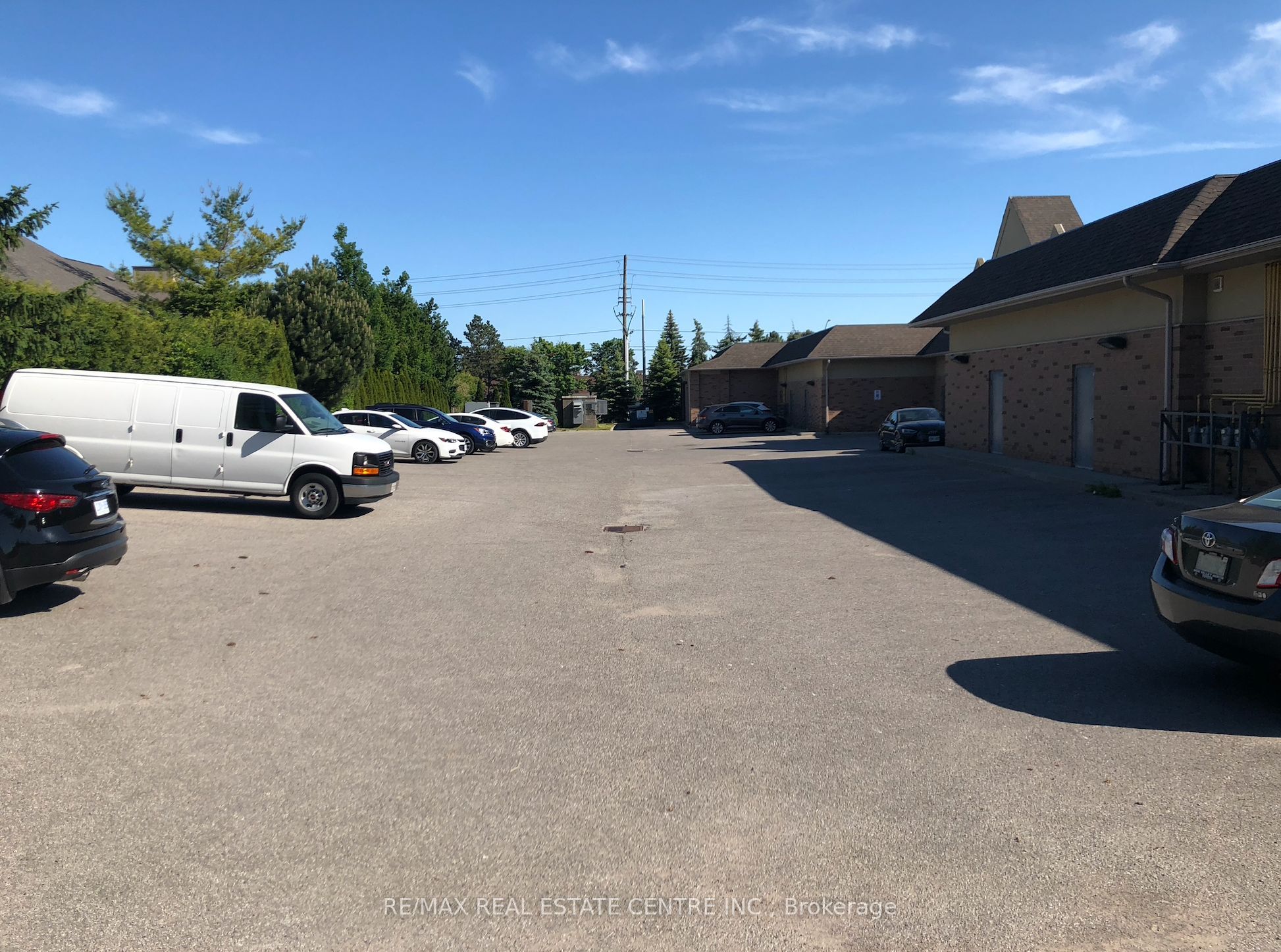 #6 - 5 Swan Lake Boulevard Property Photo 10