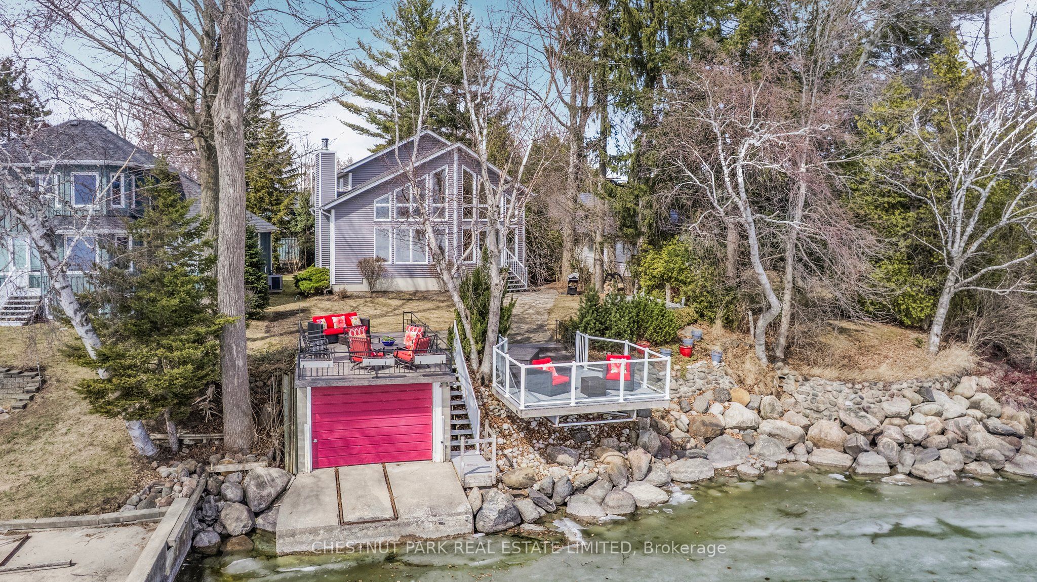 663 Lakelands Avenue Property Photo 1