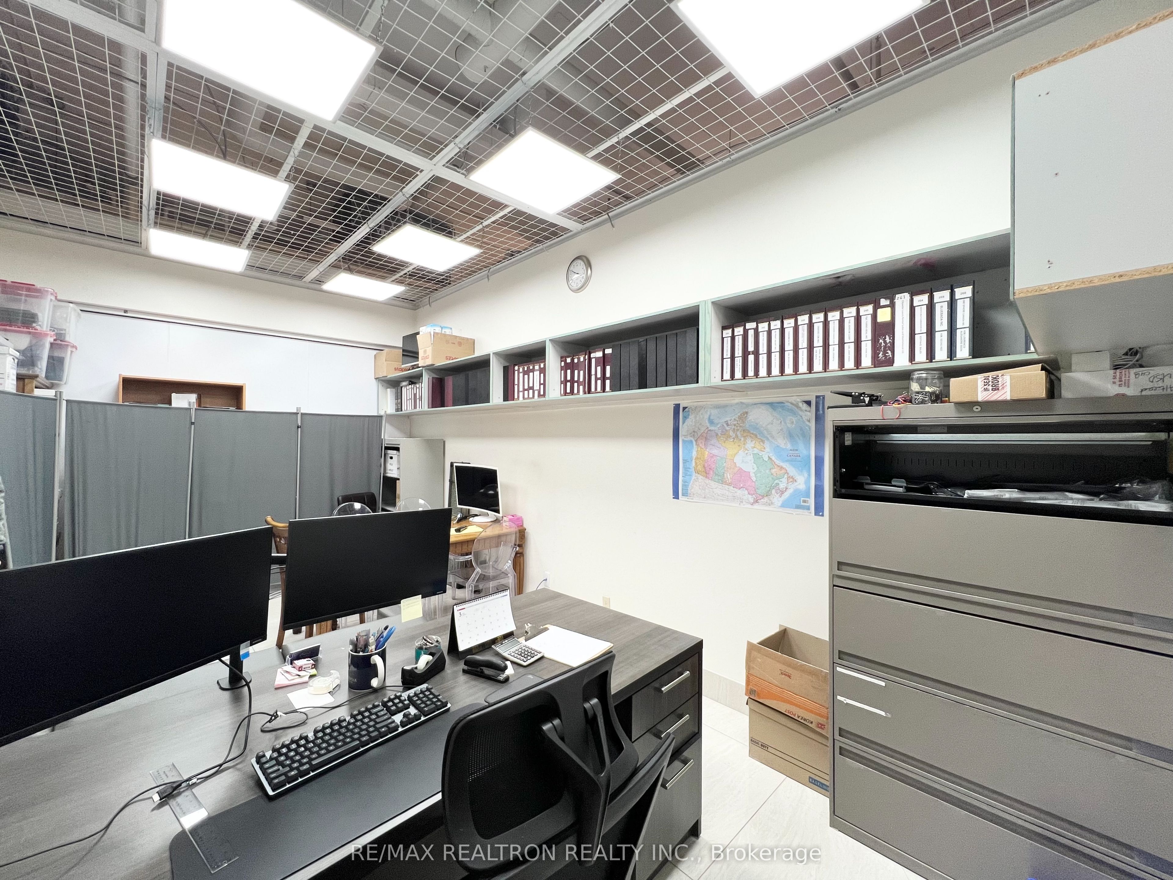 #159 - 7181 Yonge Street Property Photo 3