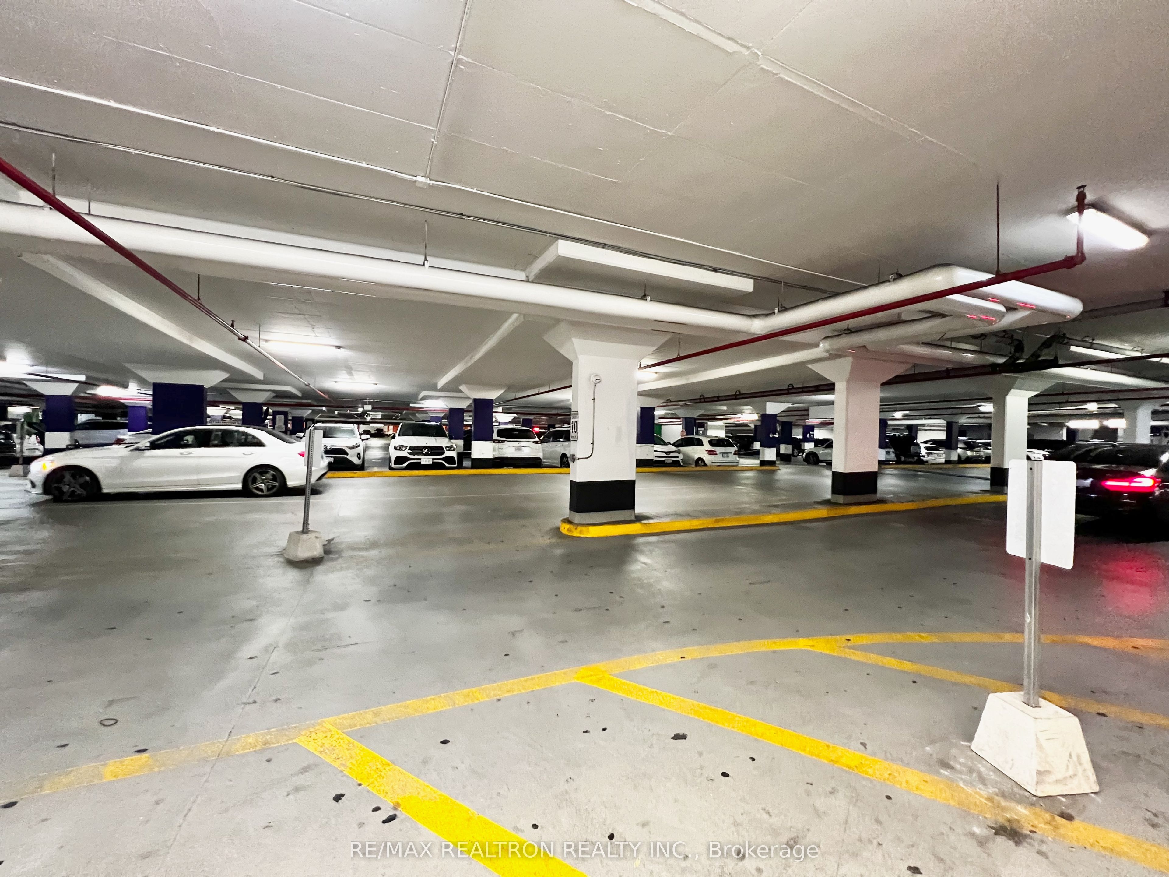 #159 - 7181 Yonge Street Property Photo 11