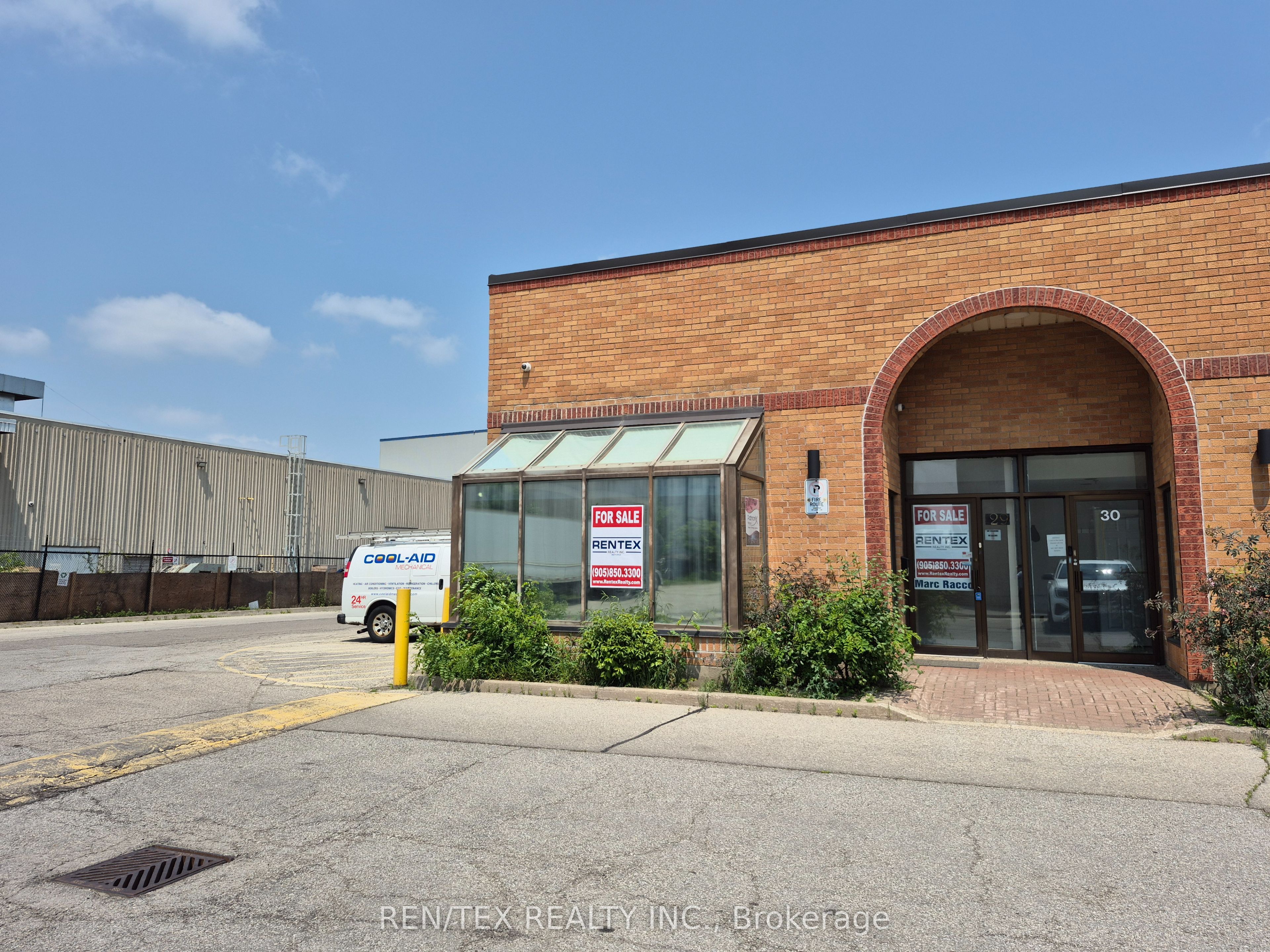 #29 - 400 Creditstone Road Property Photo
