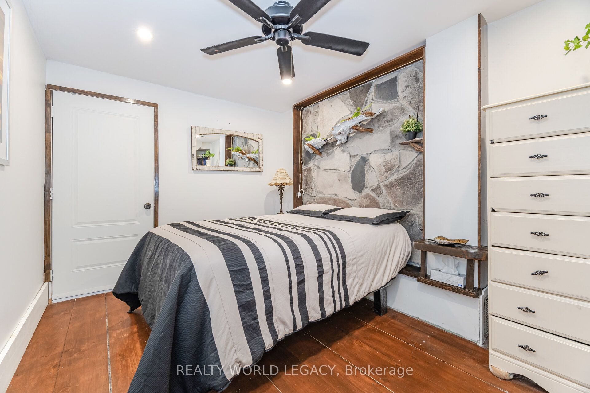 7 Jerman Street Property Photo 17
