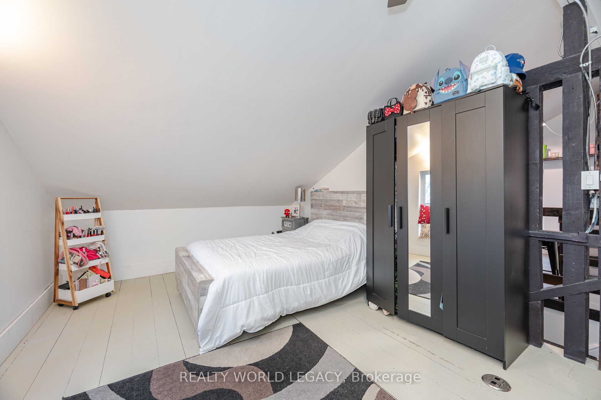 7 Jerman Street Property Photo 31