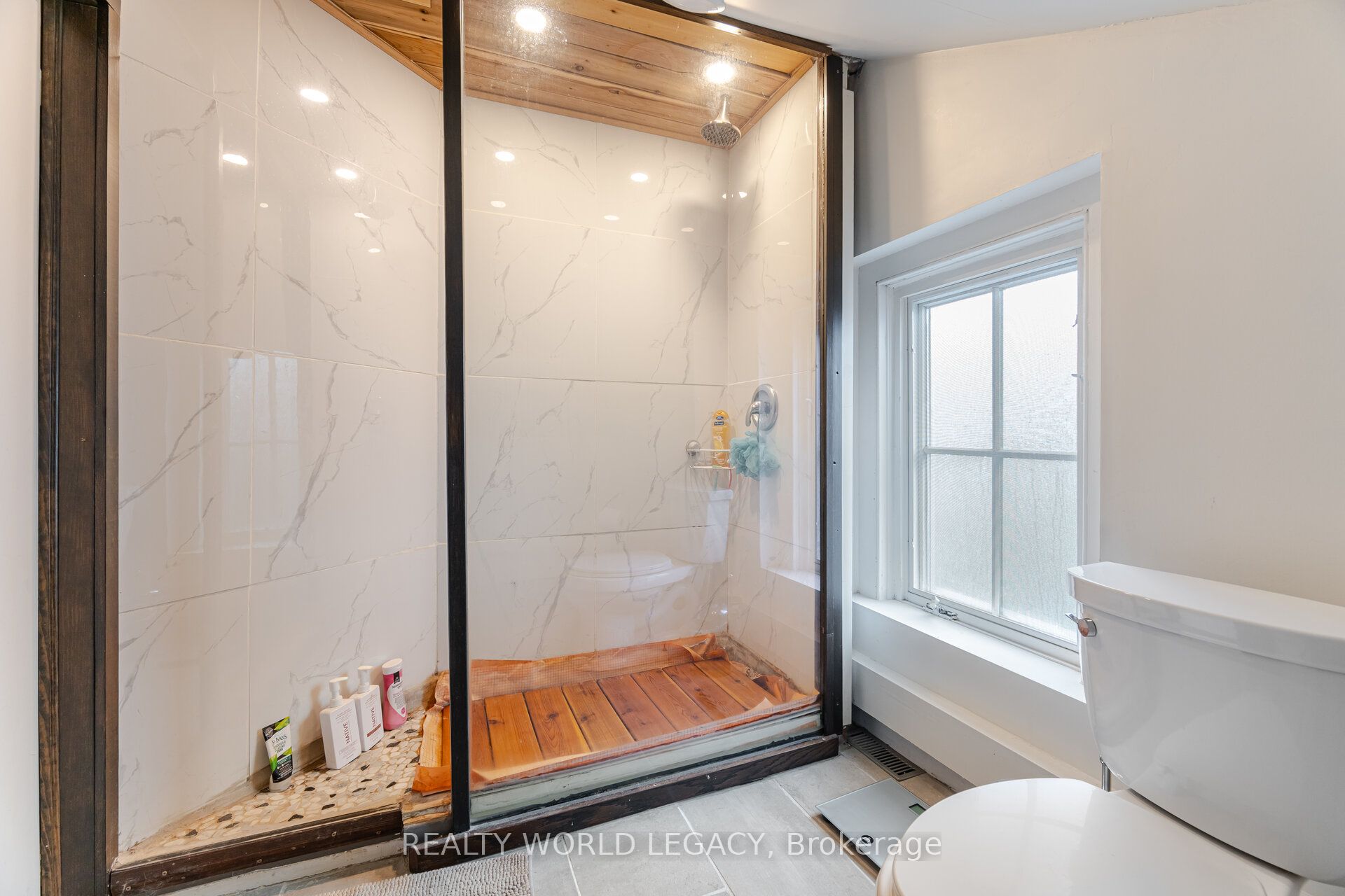 7 Jerman Street Property Photo 36