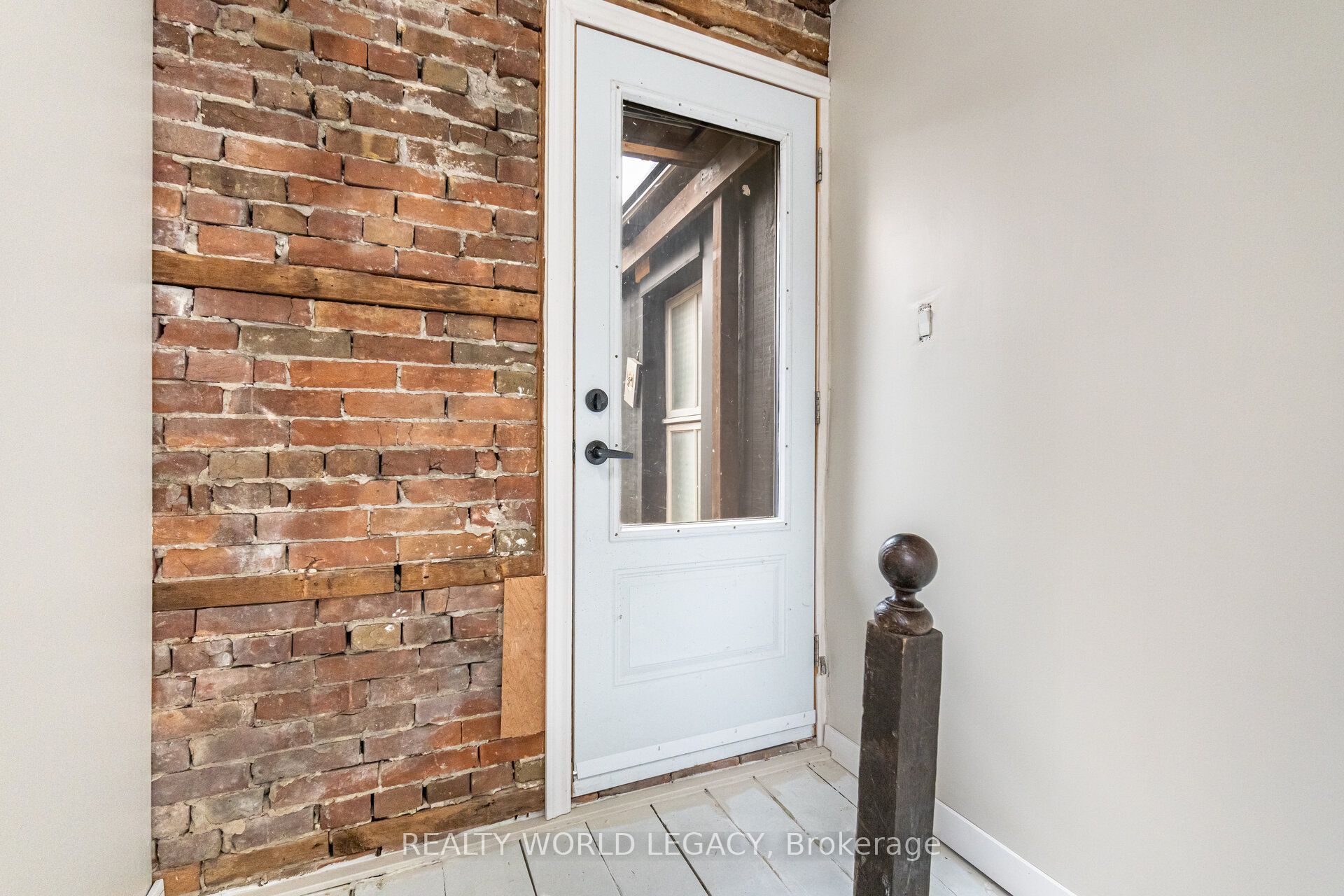 7 Jerman Street Property Photo 38