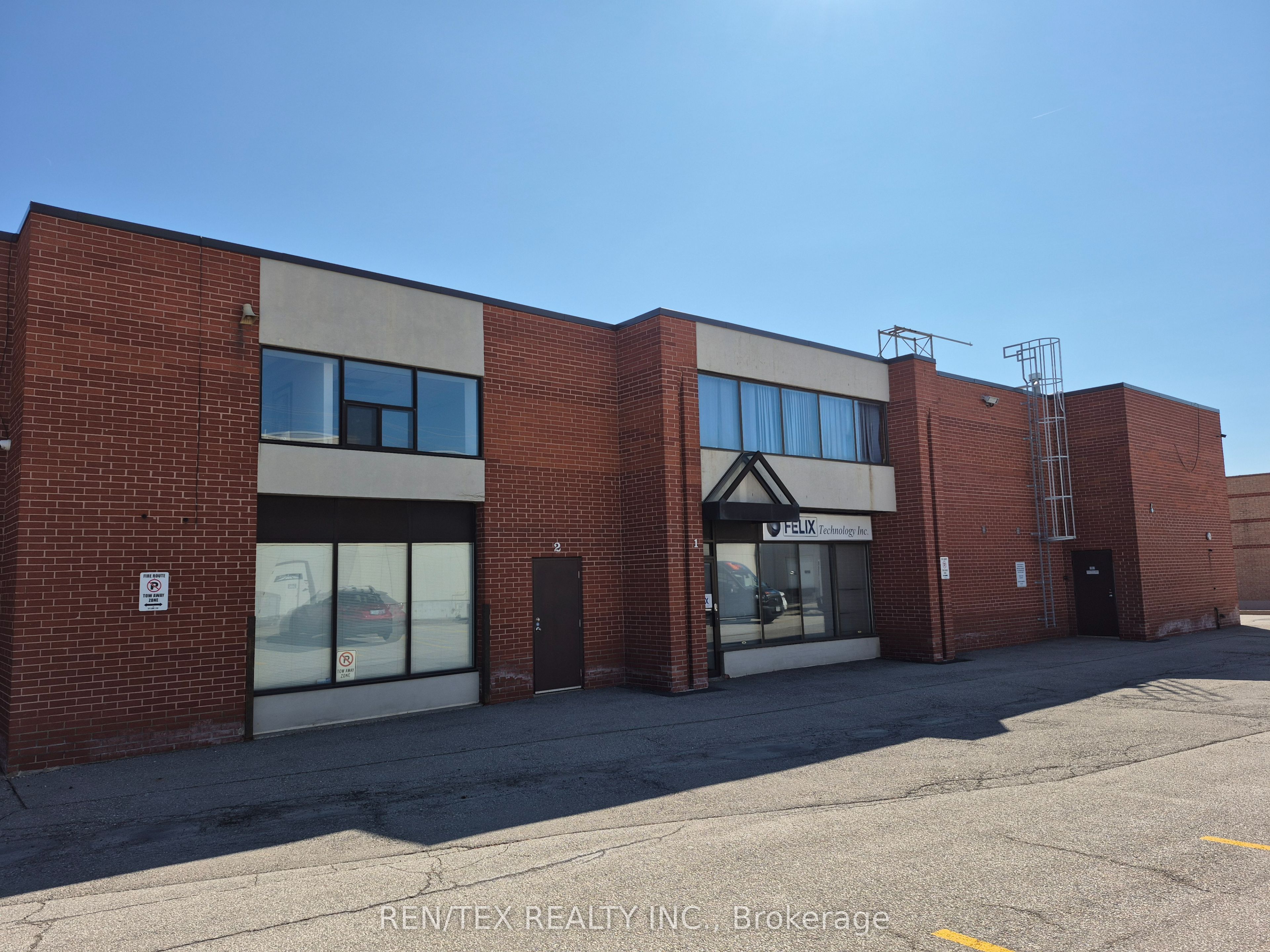 #1 - 25 Edilcan Drive Property Photo 3