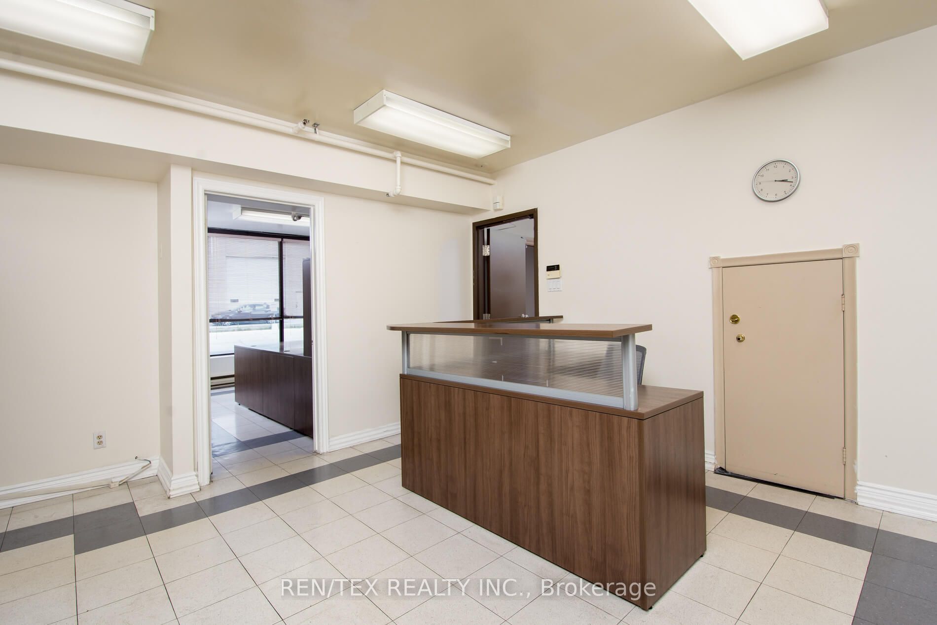 #1 - 25 Edilcan Drive Property Photo 12