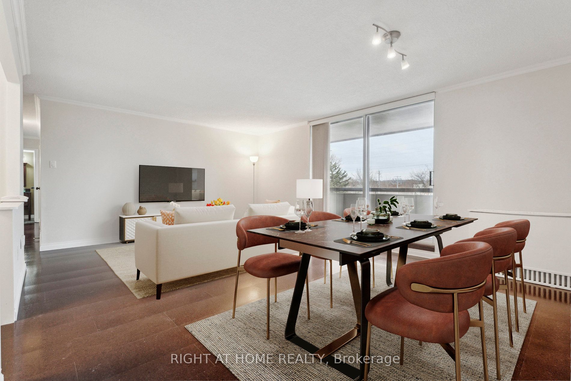 20 William Roe Boulevard 307 Property Photo 23