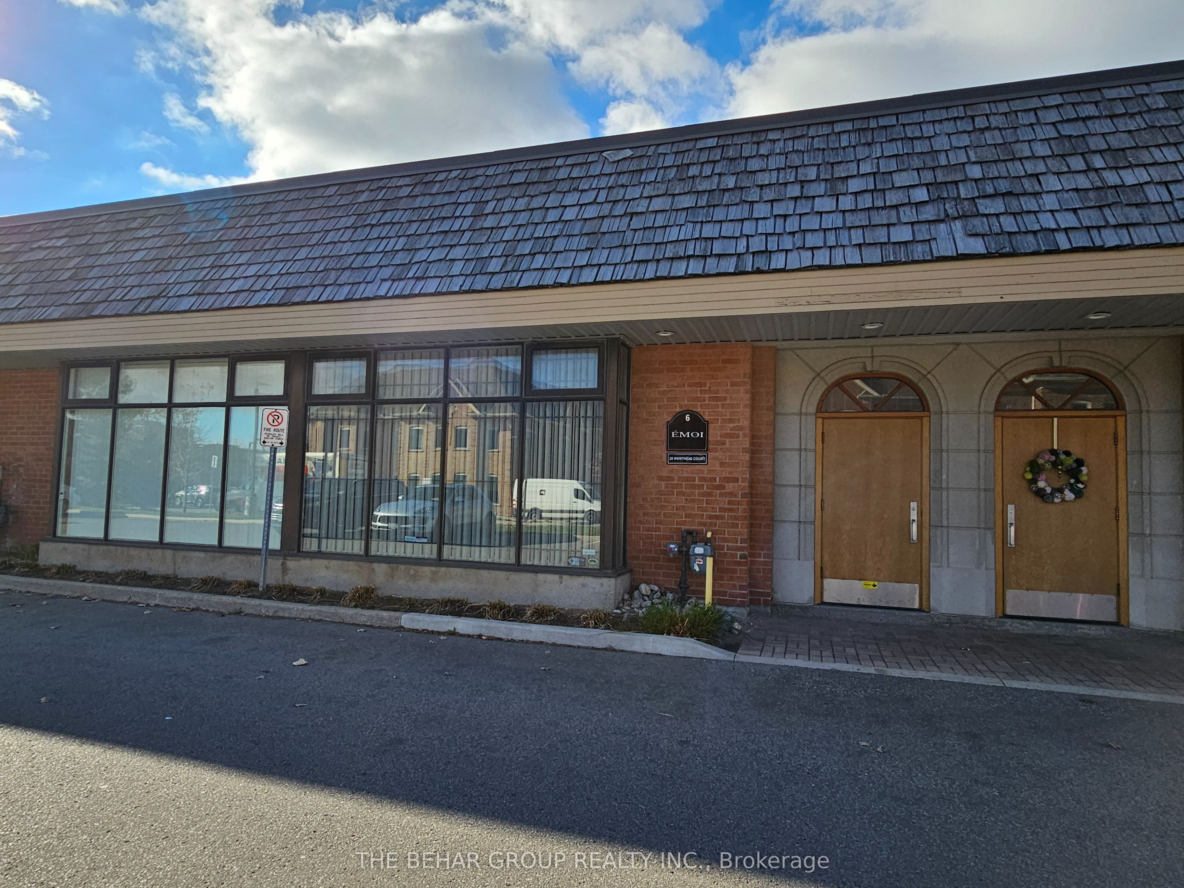 #6 - 20 Wertheim Court Property Photo