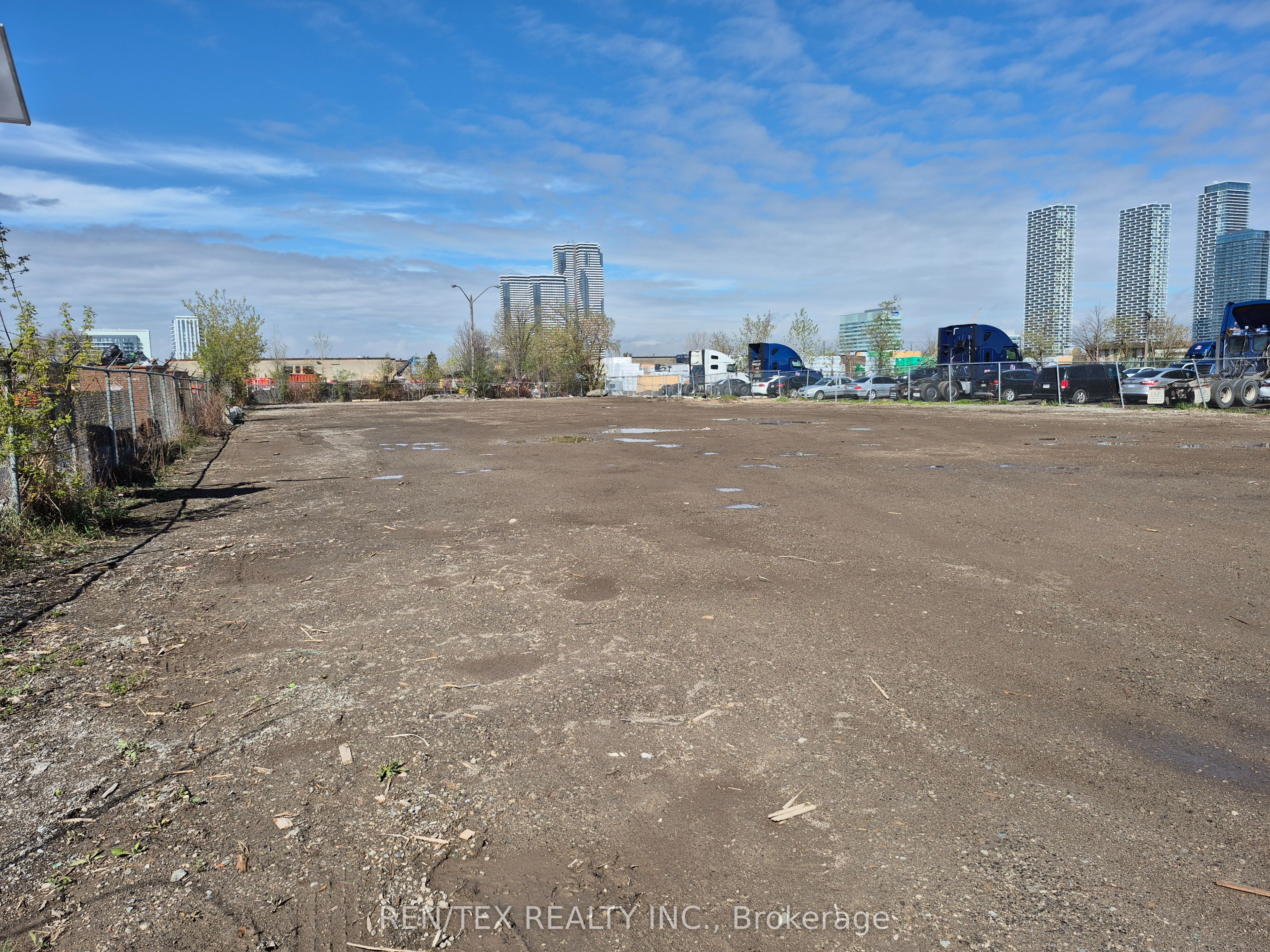 138 Creditstone Road Property Photo 14