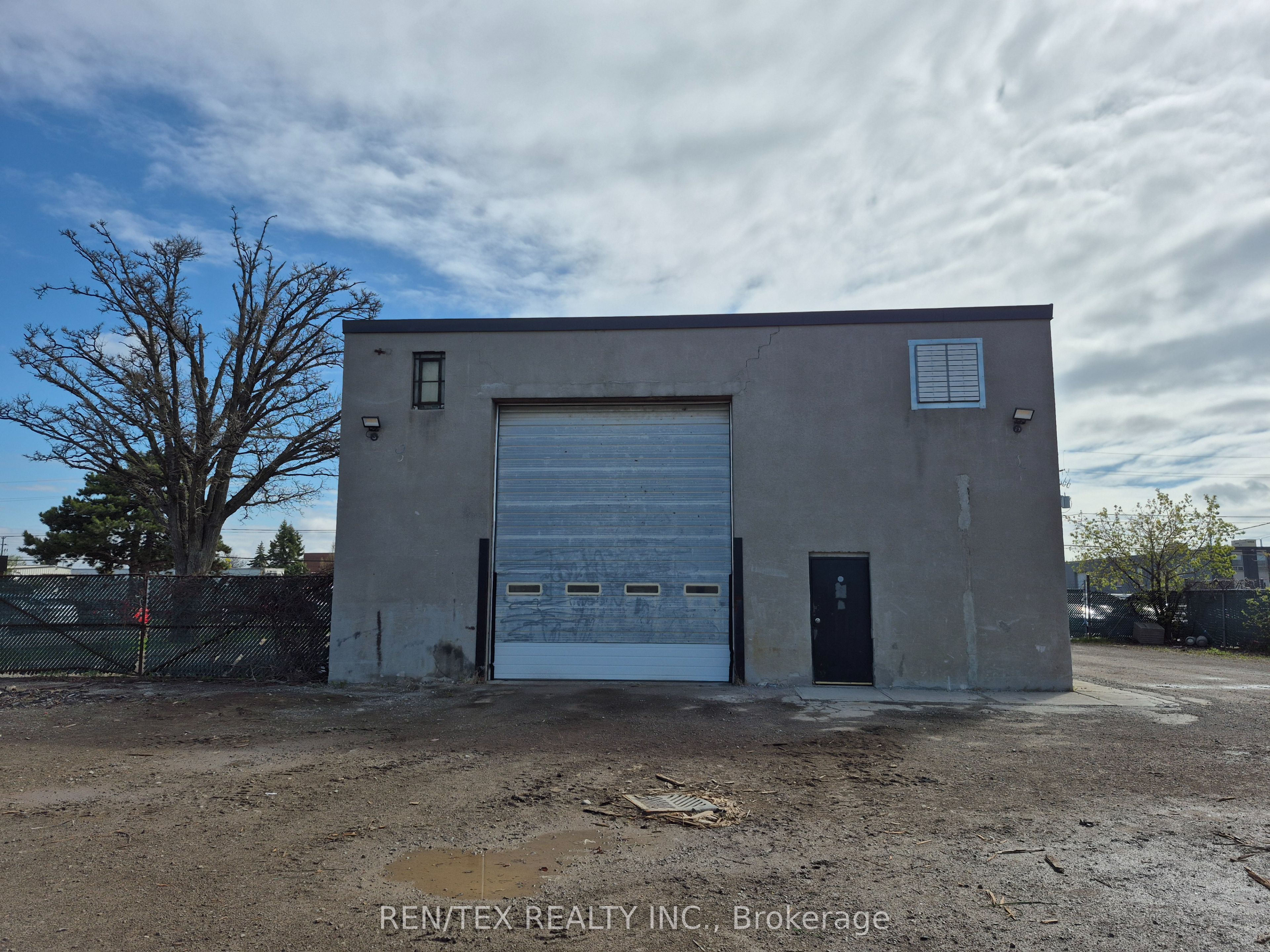 138 Creditstone Road Property Photo 18