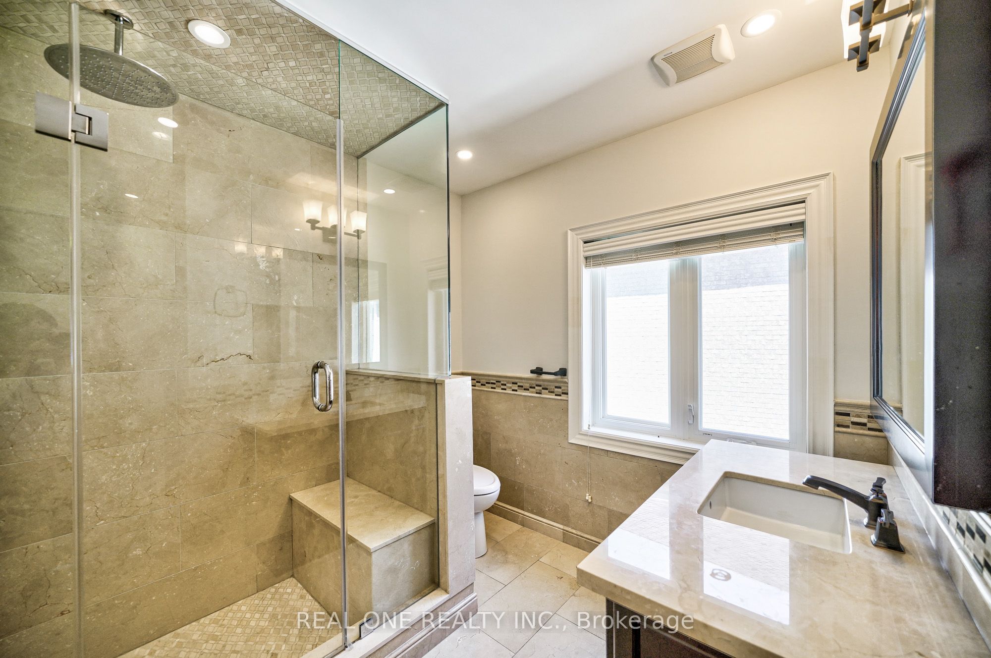 26 Clarendon Drive Property Photo 21