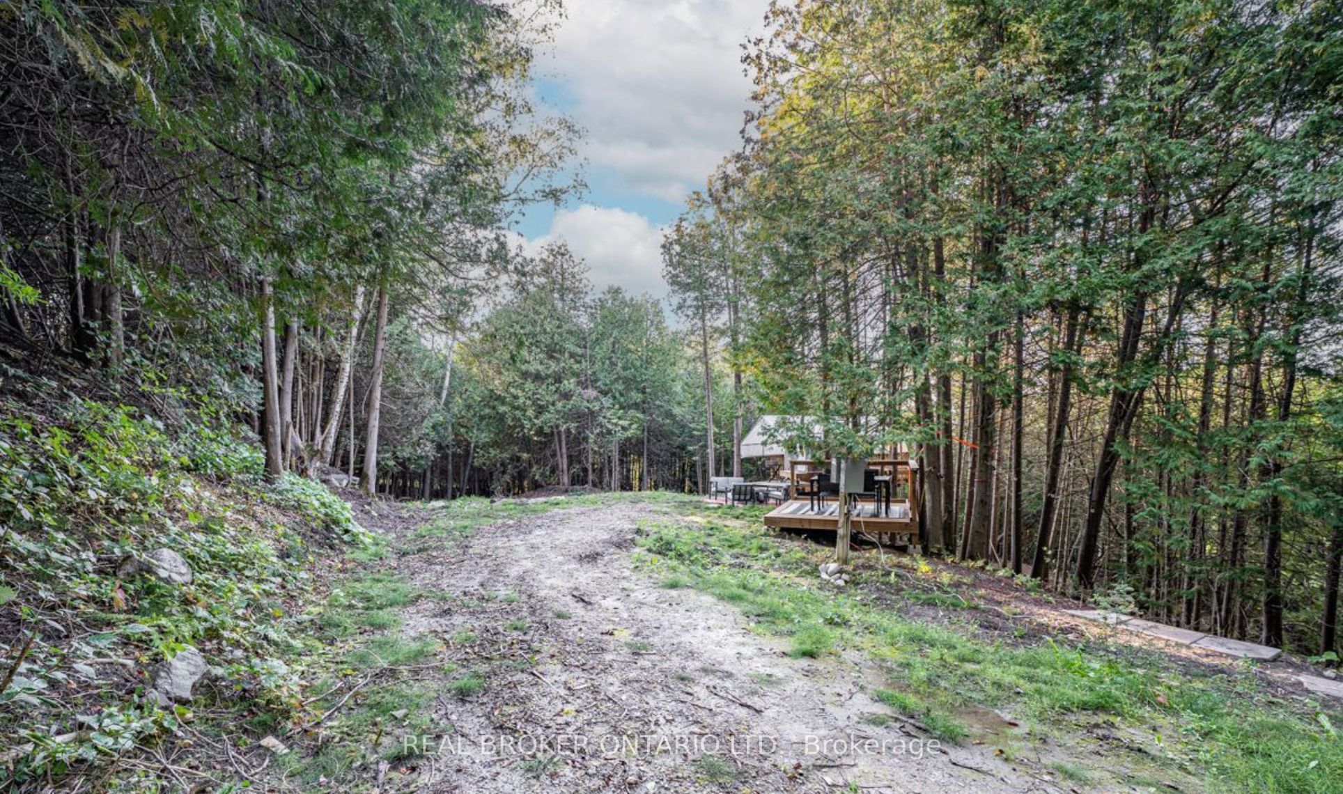 5703 10th Sideroad Property Photo 7