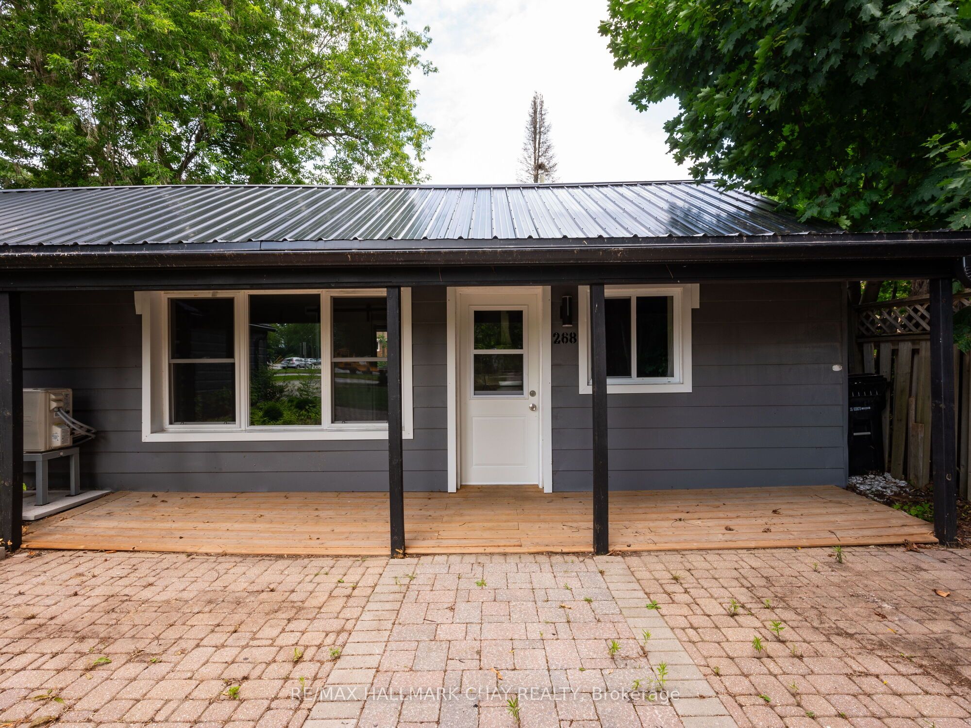 268 Victoria Street Property Photo 5