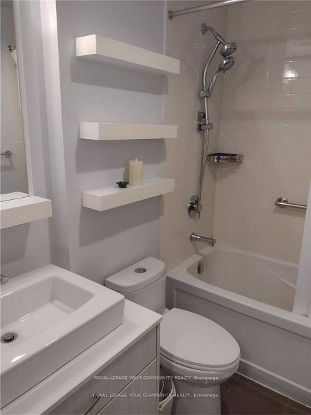 9199 Yonge Street 214 Se Property Photo 14