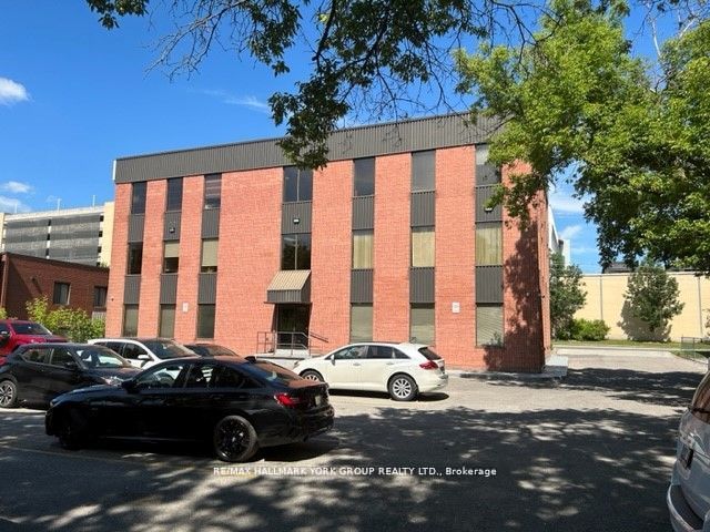 #101 - 30 Prospect Street Property Photo 4