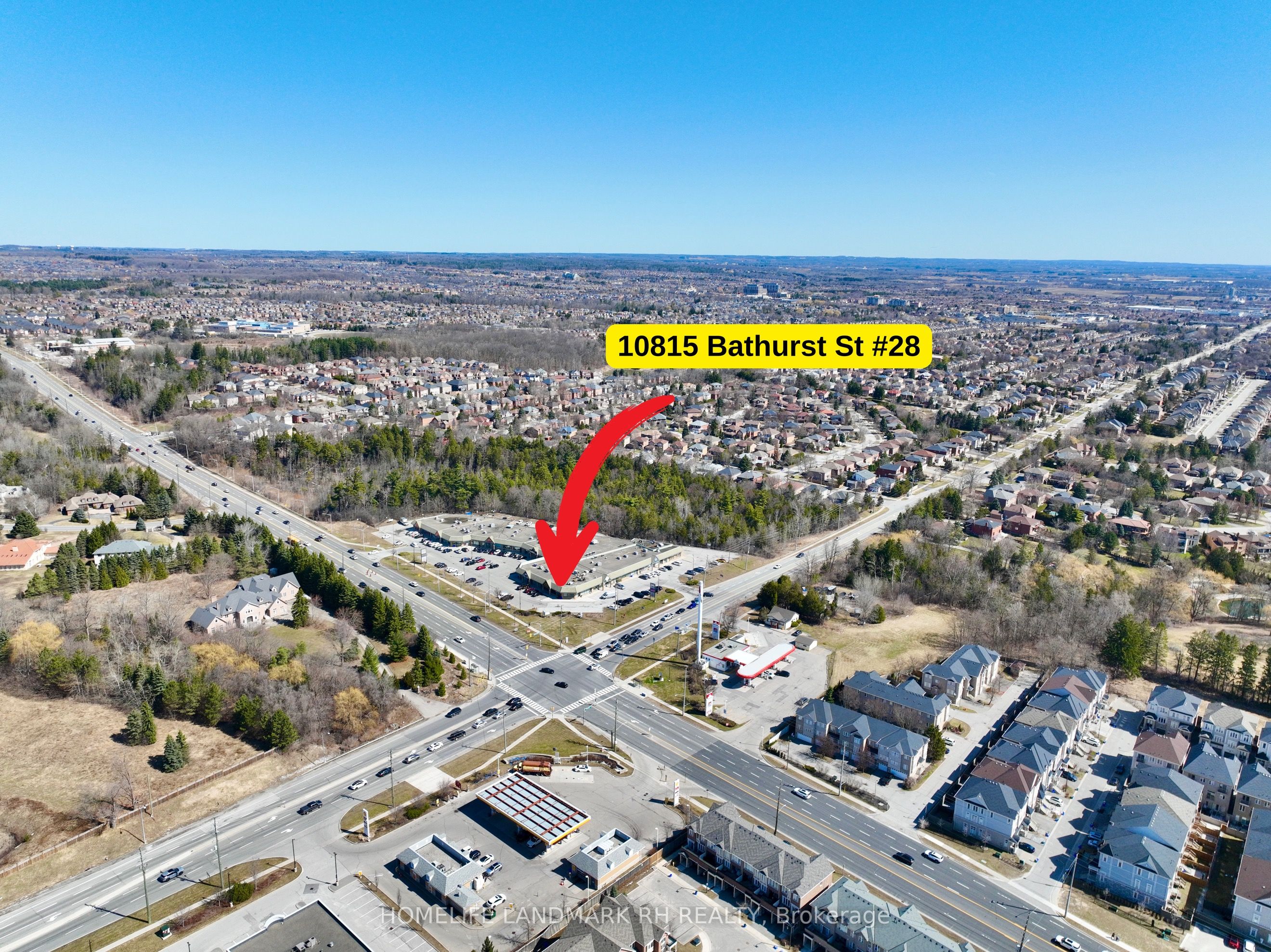 #28 - 10815 Bathurst Street Property Photo 2