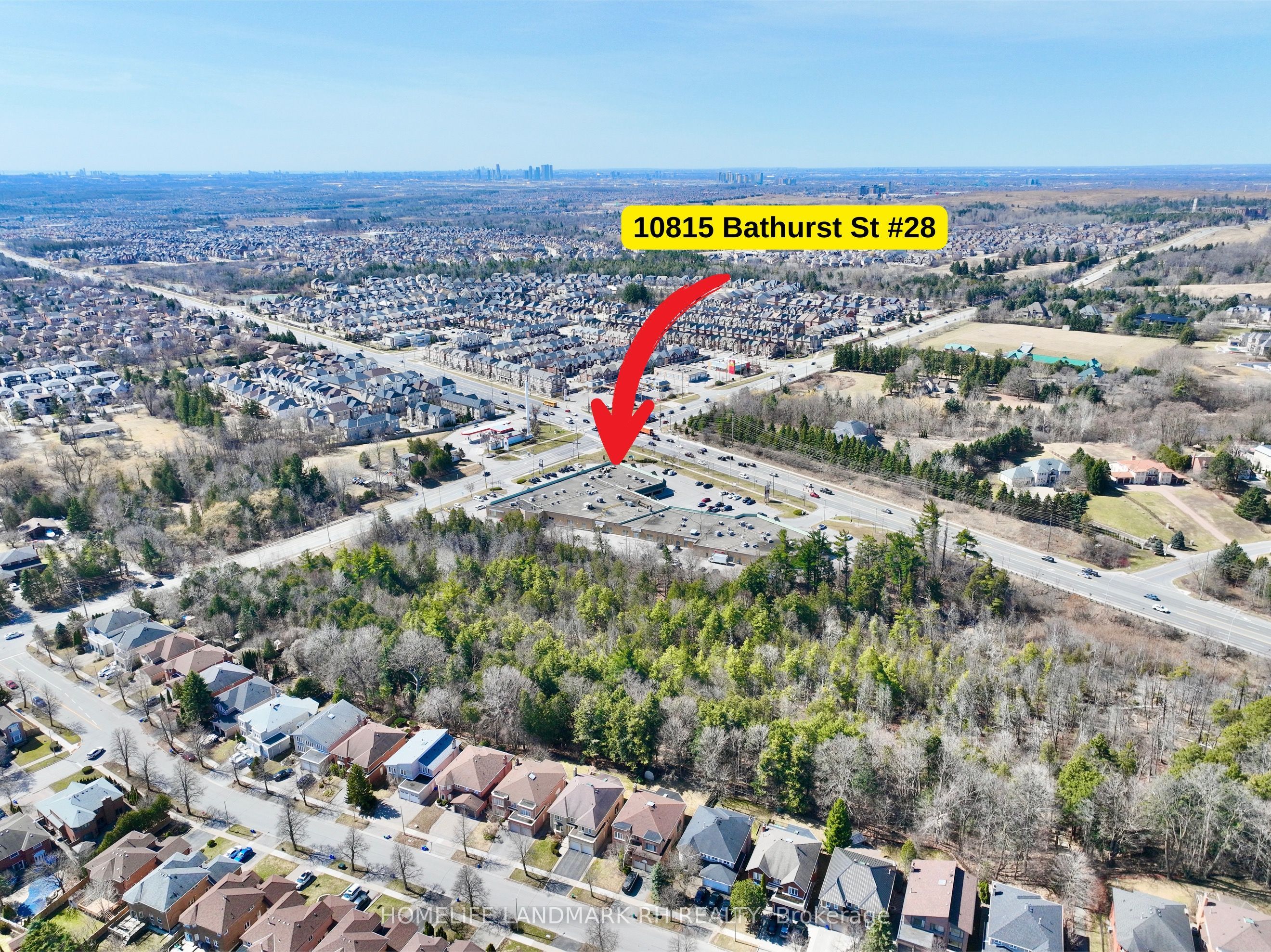 #28 - 10815 Bathurst Street Property Photo 15