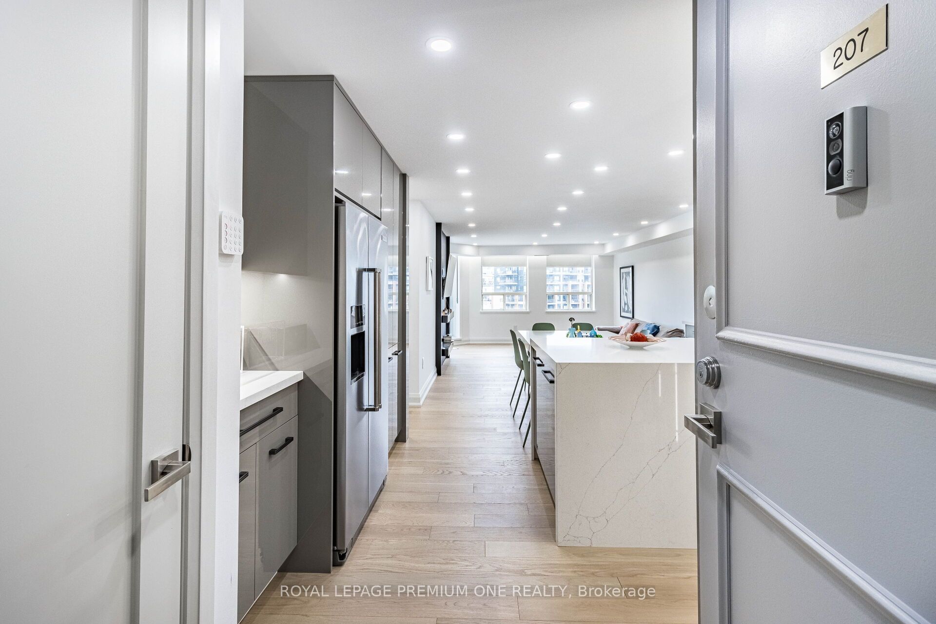 100 Arbors Lane 207 Property Photo 8