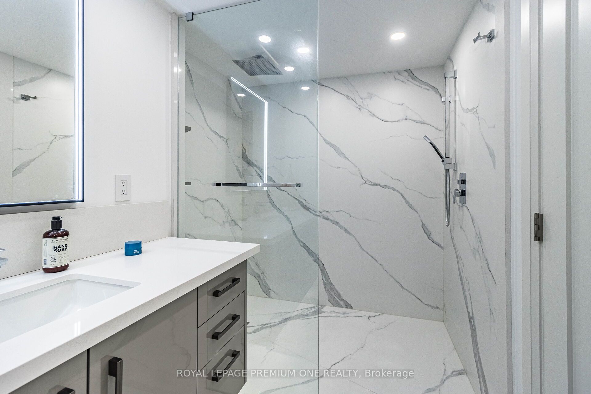 100 Arbors Lane 207 Property Photo 40