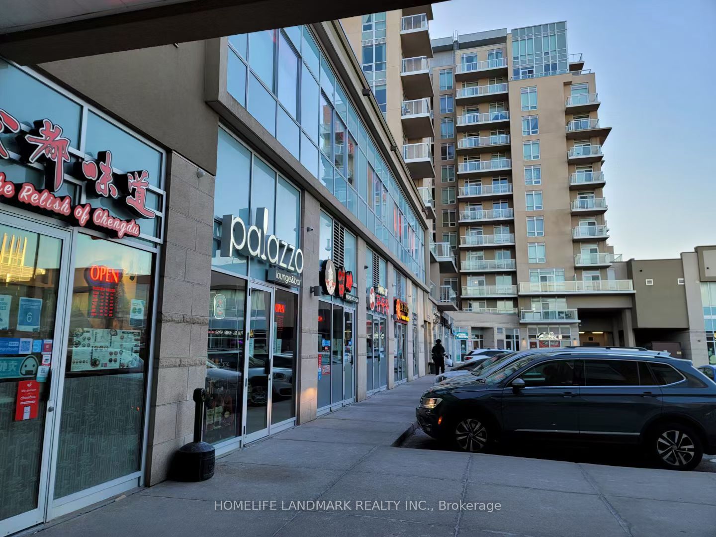 #2077 - 30 South Unionville Avenue Property Photo 14