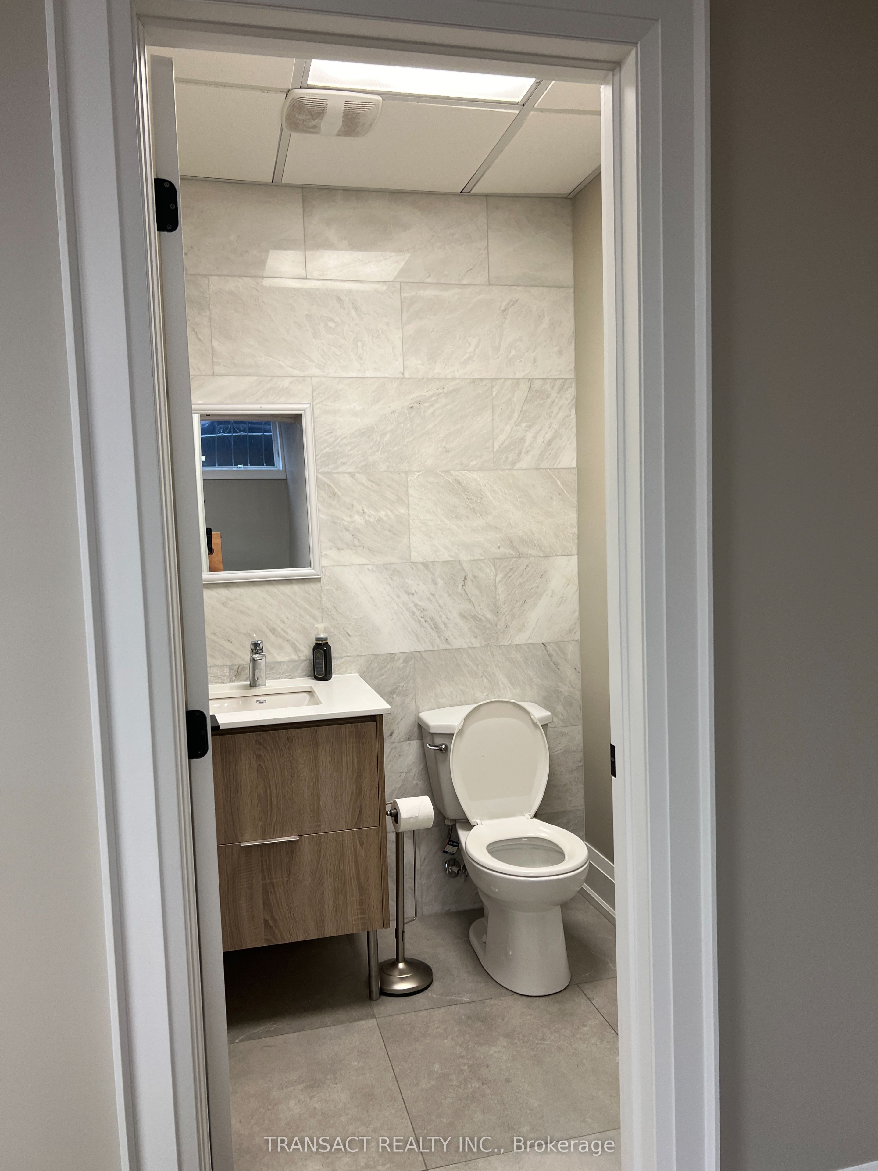 #b3 - 7577 Keele Street Property Photo 6