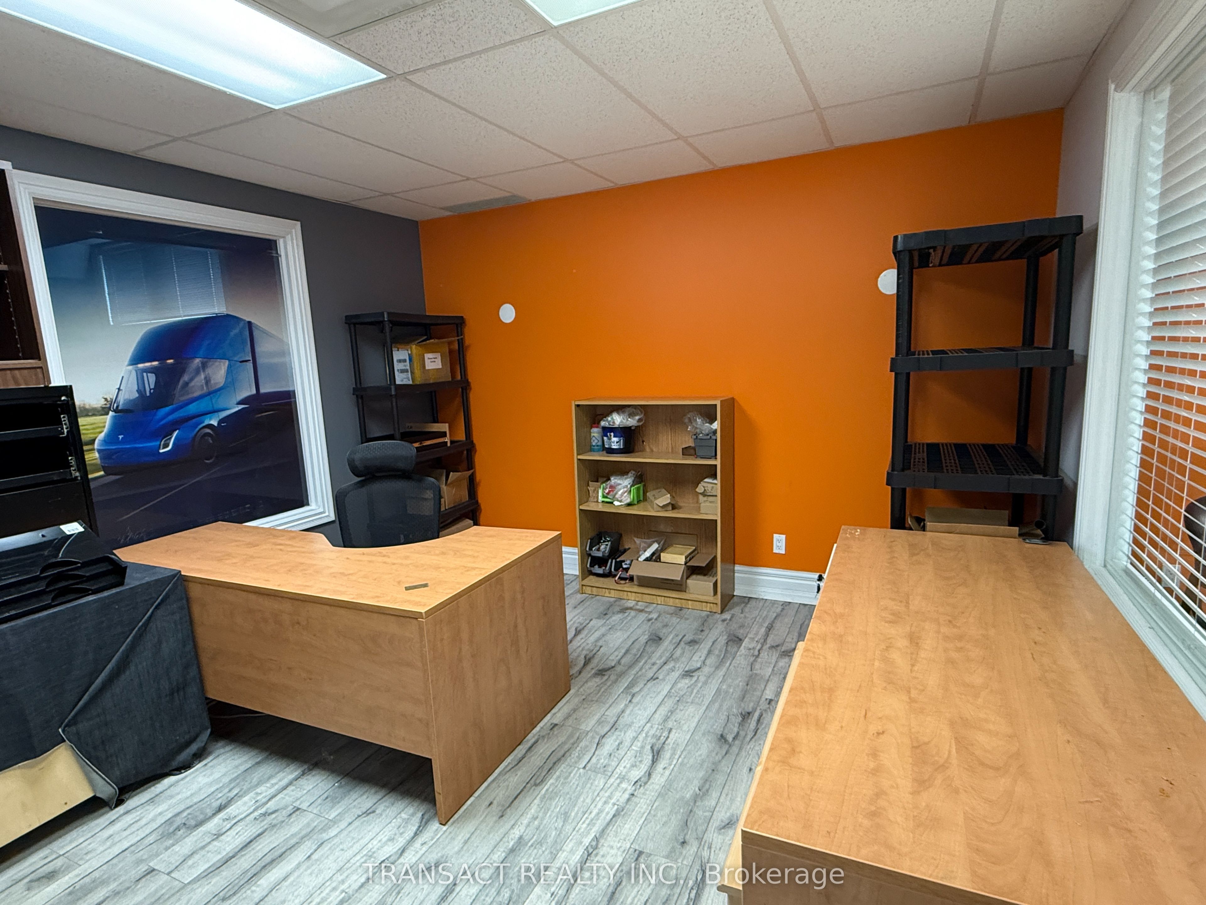 #b3 - 7577 Keele Street Property Photo 17