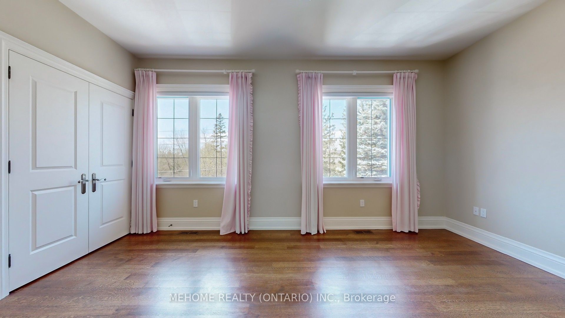 19 Parker Avenue Property Photo 31