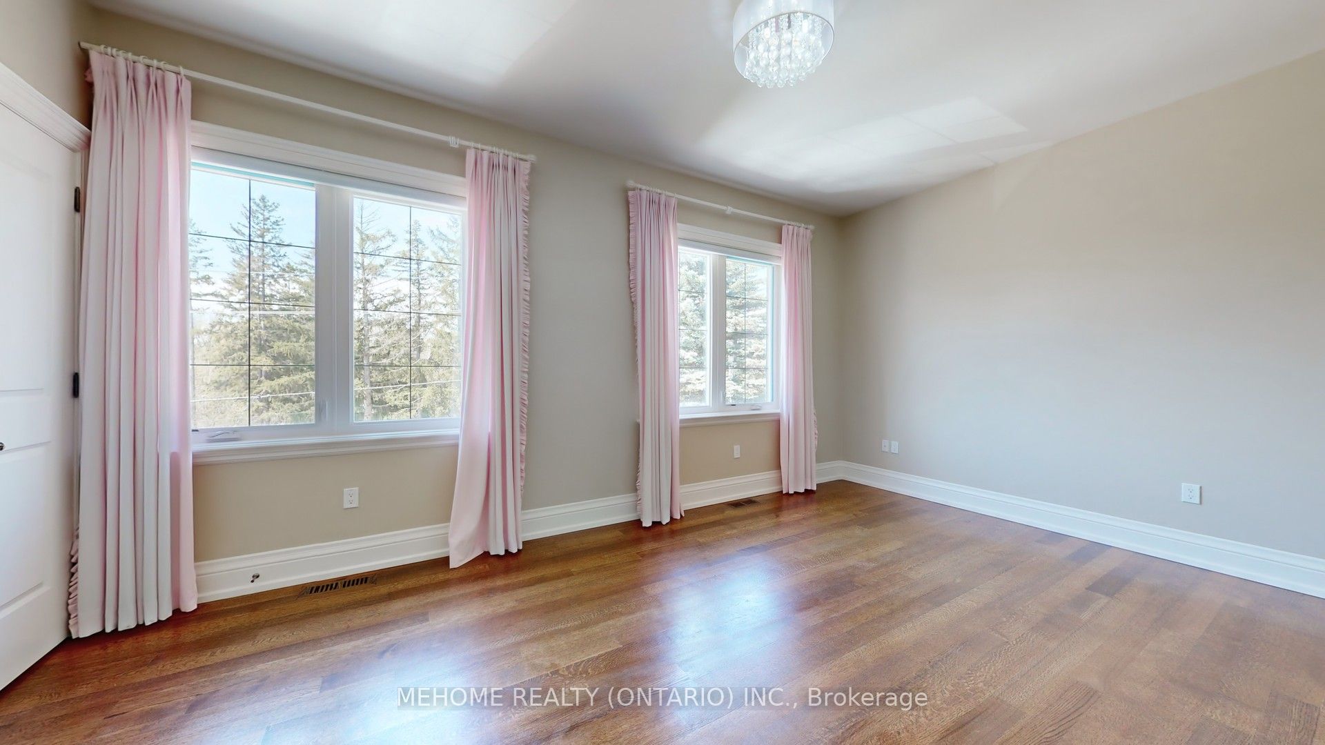 19 Parker Avenue Property Photo 32