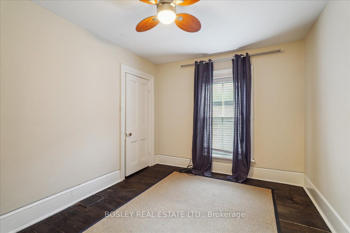 65 Wellington Street Property Photo 21