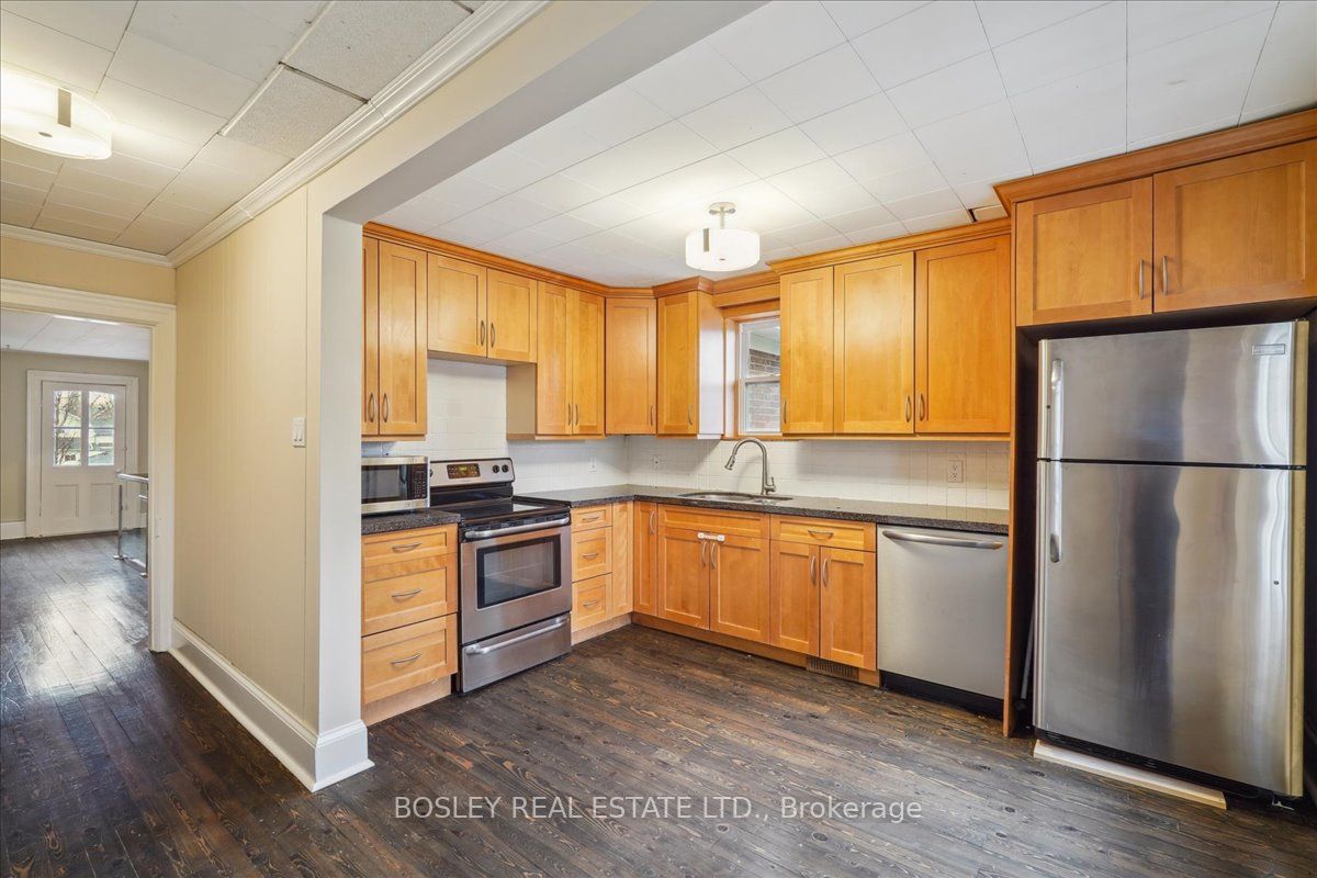 65 Wellington Street Property Photo 23