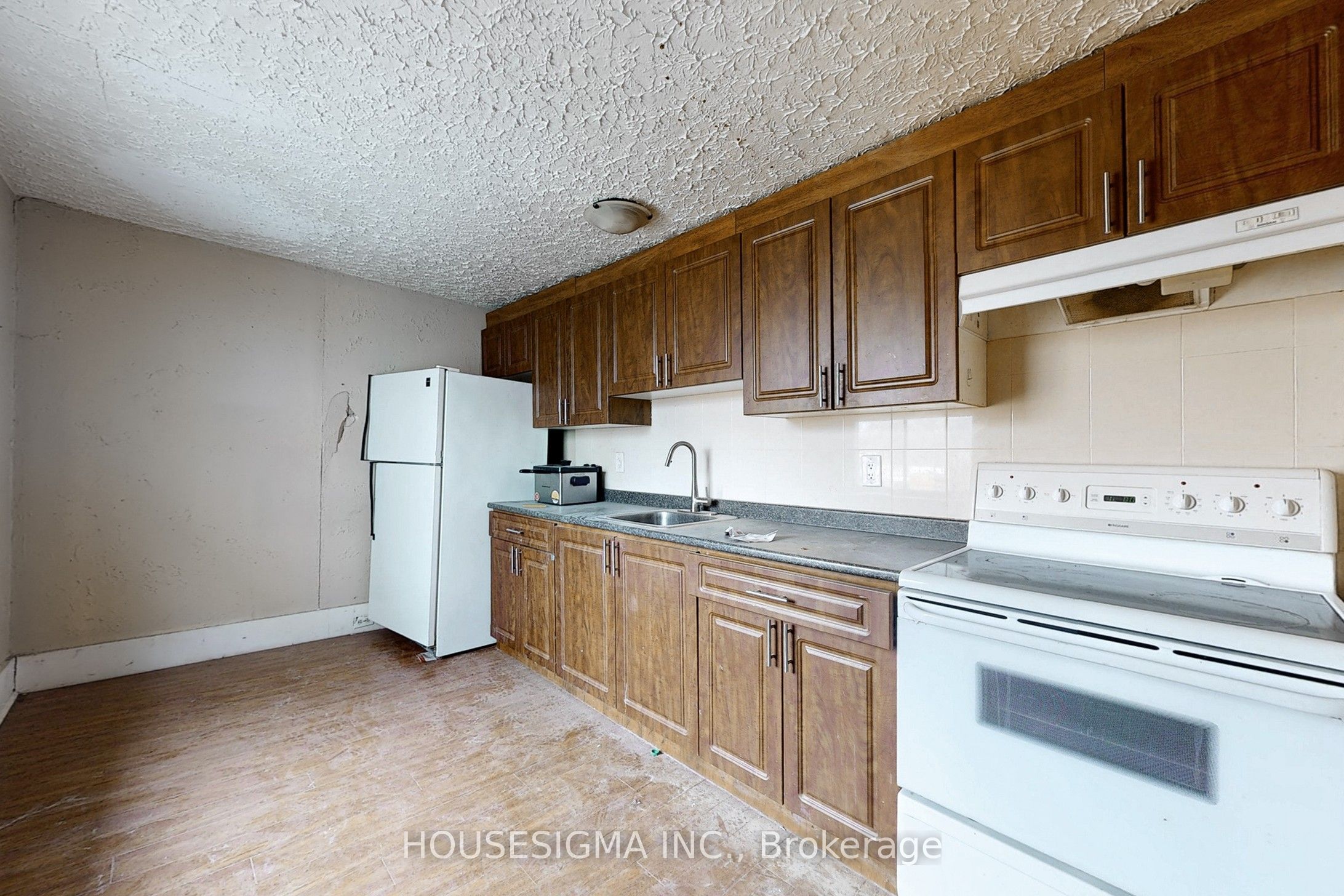 111 High St Street Property Photo 26