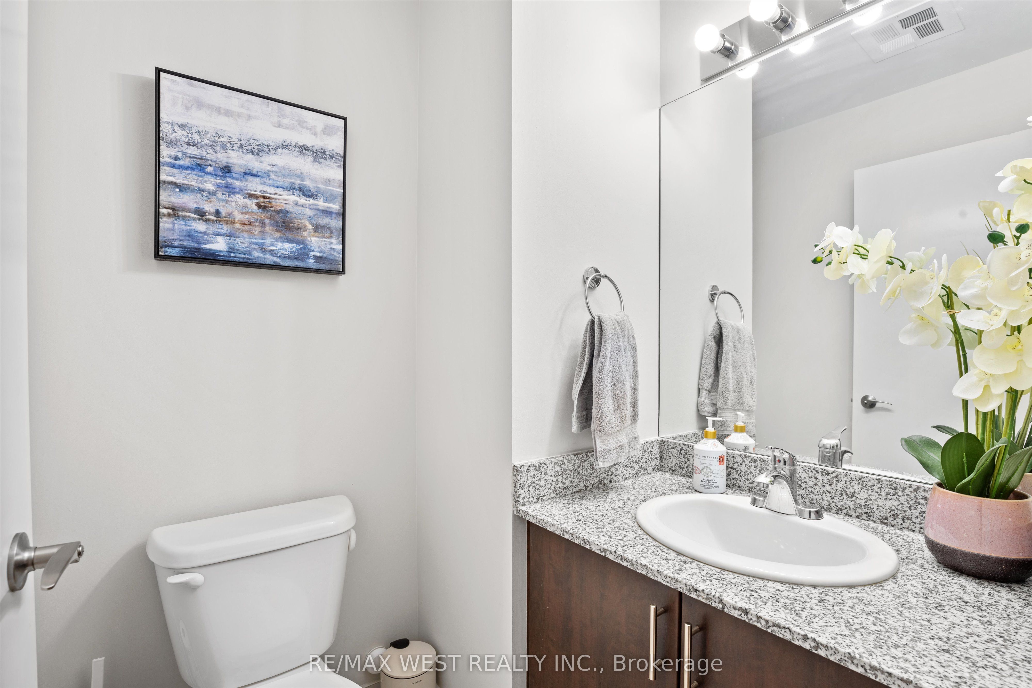2900 Highway 7 N/a E 201 Property Photo 5