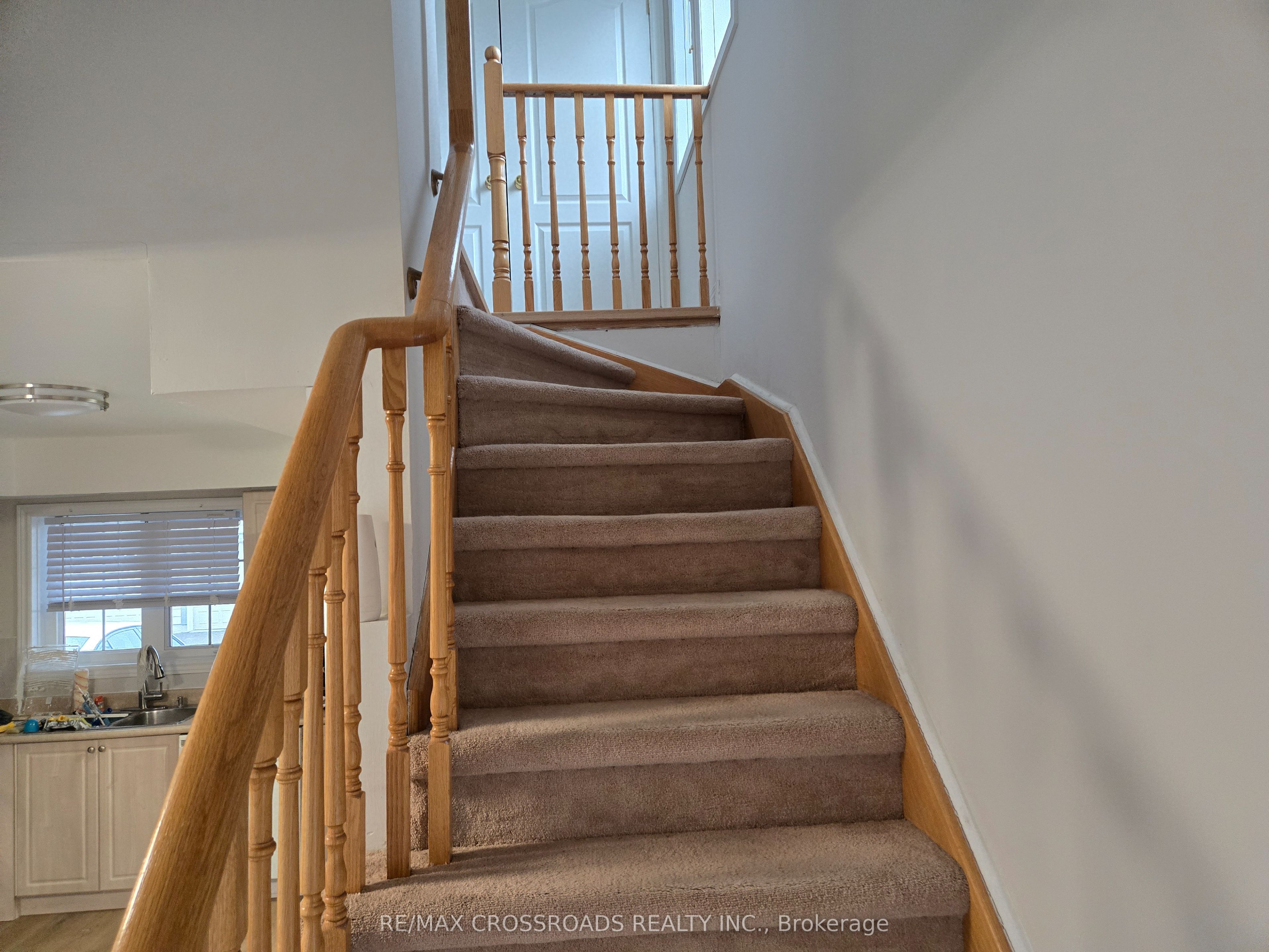2922 Bur Oak Avenue Property Photo 12