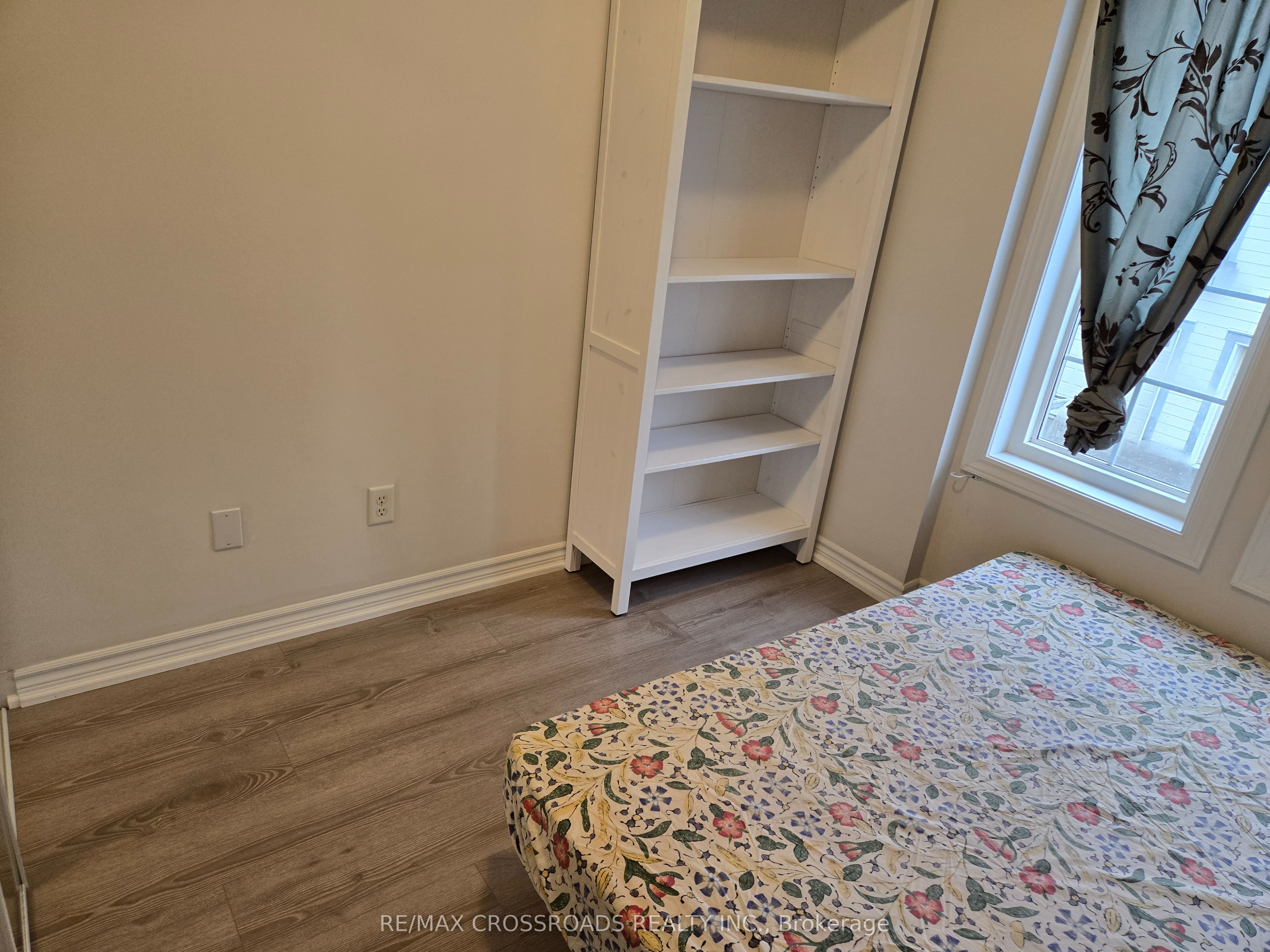 2922 Bur Oak Avenue Property Photo 15