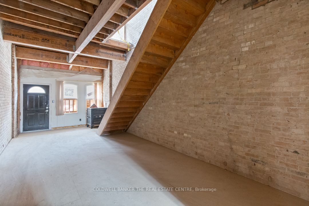 193 Main Street Property Photo 10
