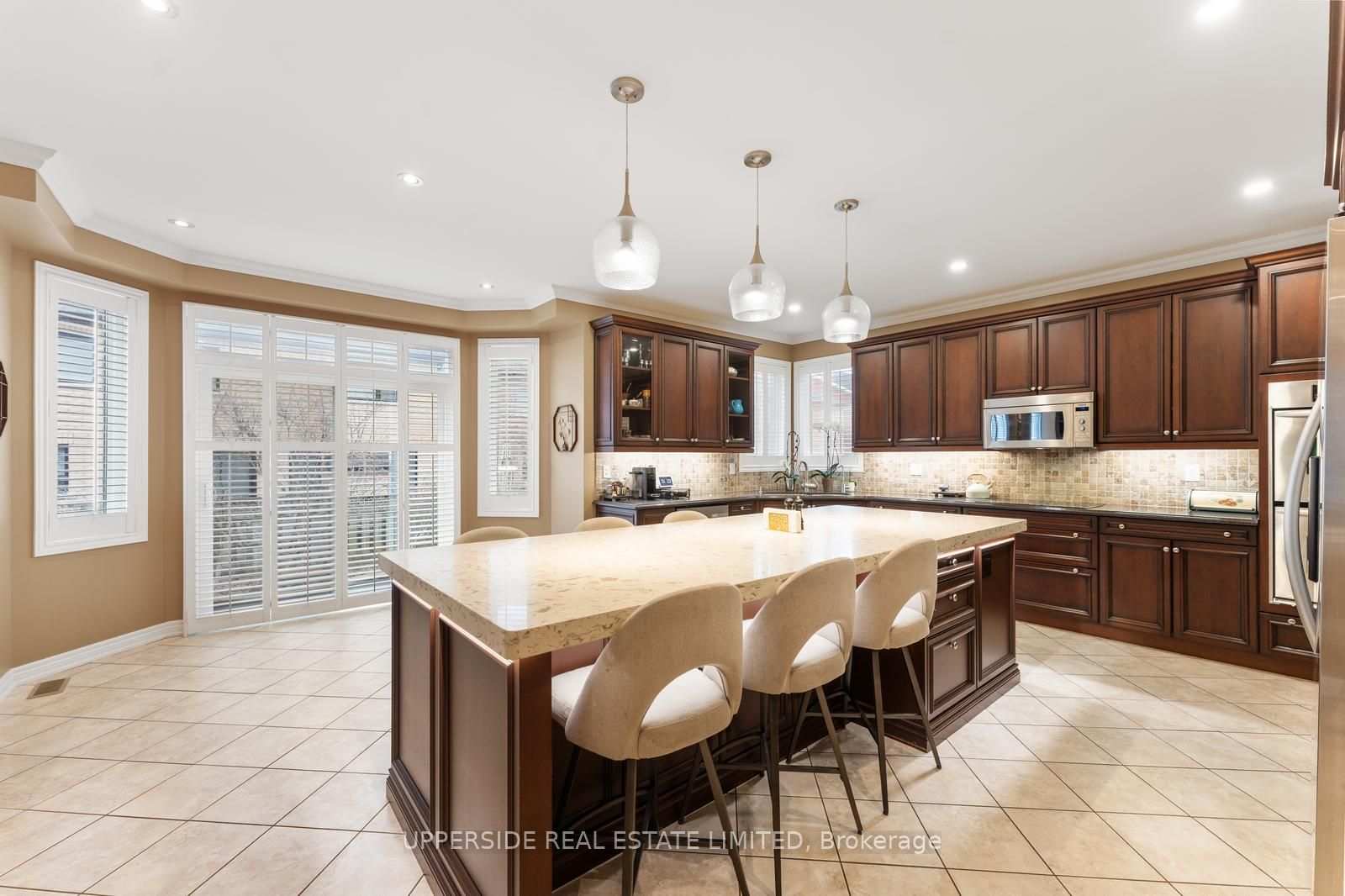 171 Seabreeze Avenue Property Photo 8
