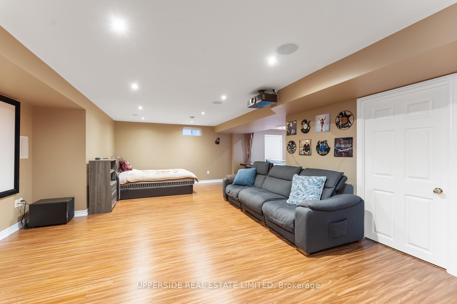 171 Seabreeze Avenue Property Photo 36