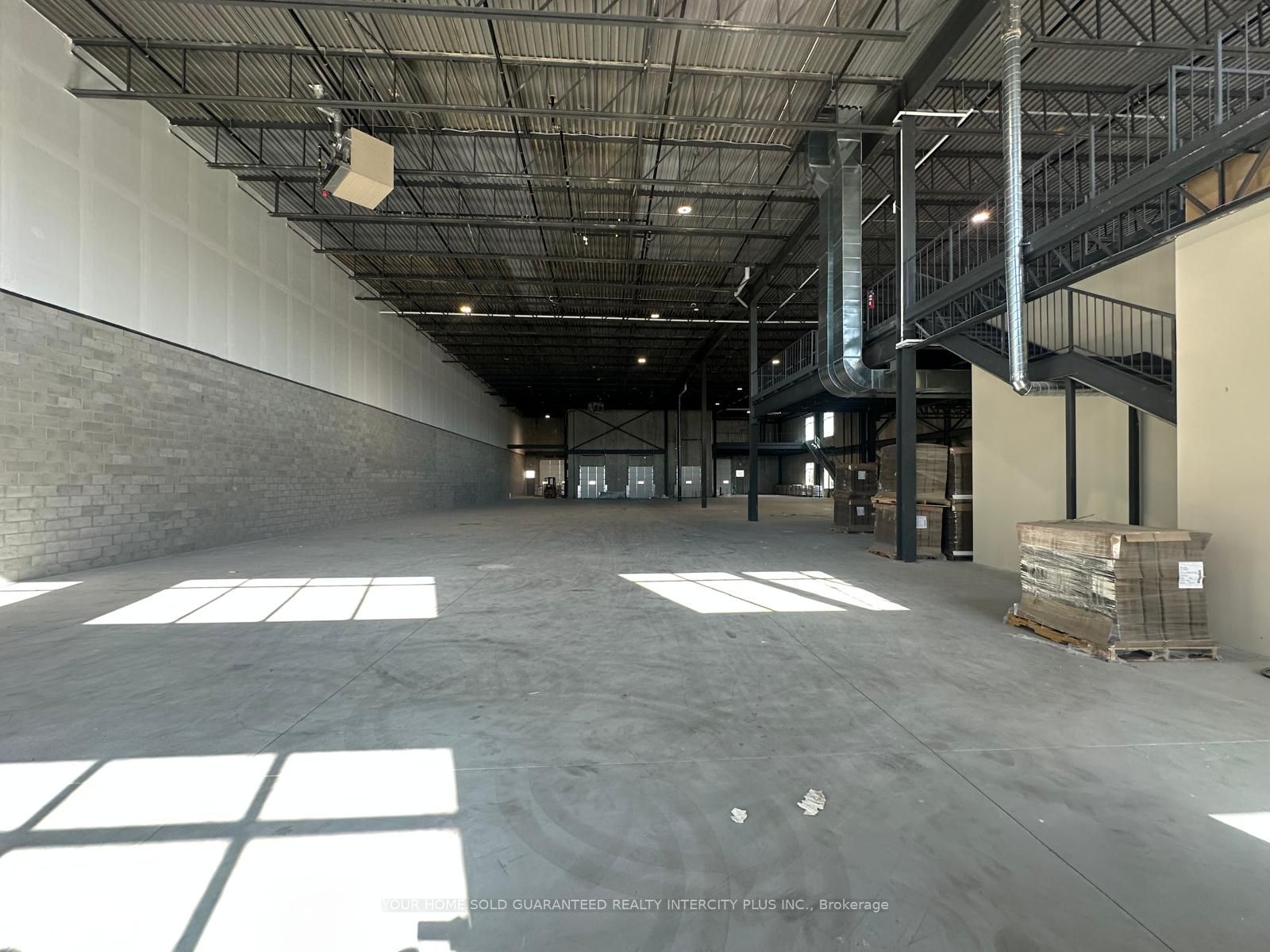 #1 - 125 Engelhard Drive Property Photo 2