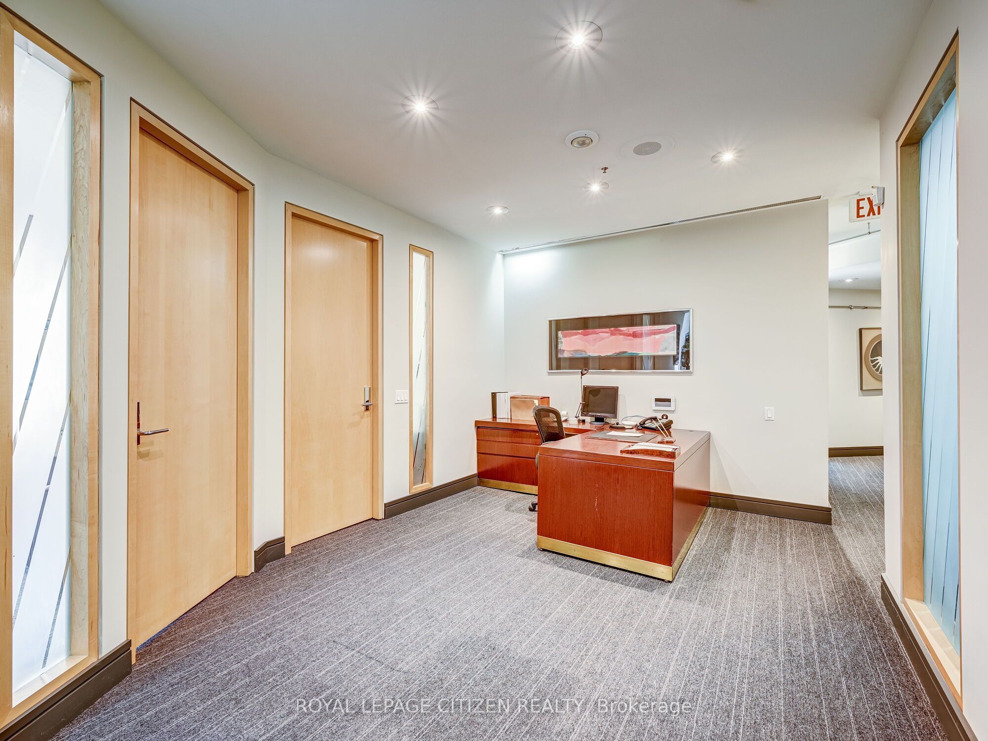 #1 - 30 Pennsylvania Avenue Property Photo 18