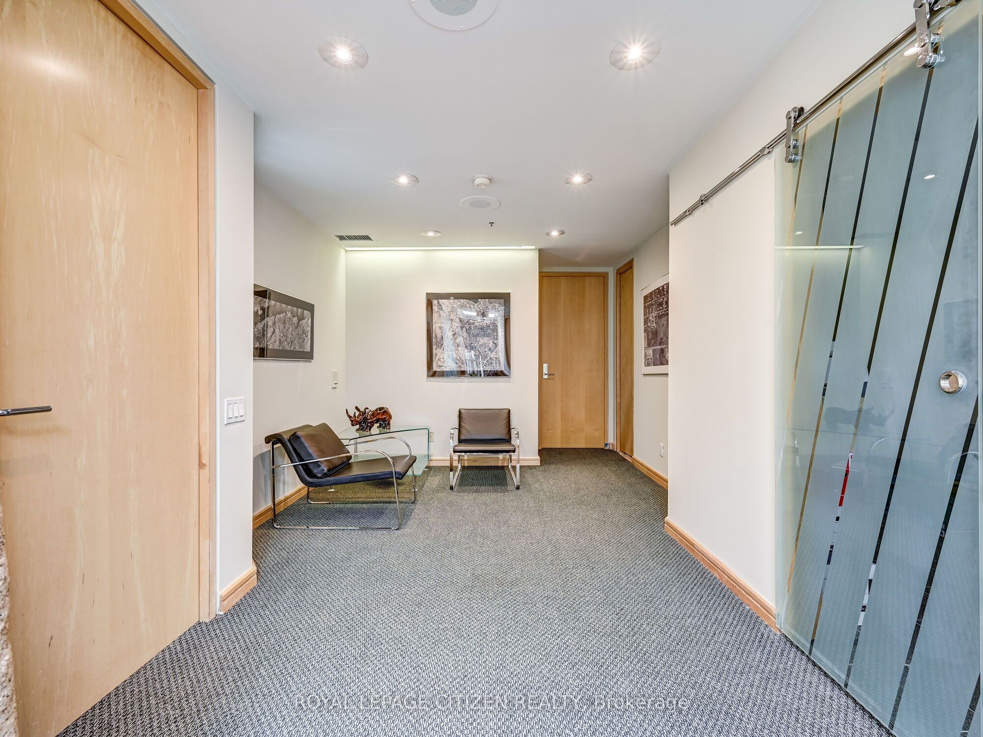#1 - 30 Pennsylvania Avenue Property Photo 27