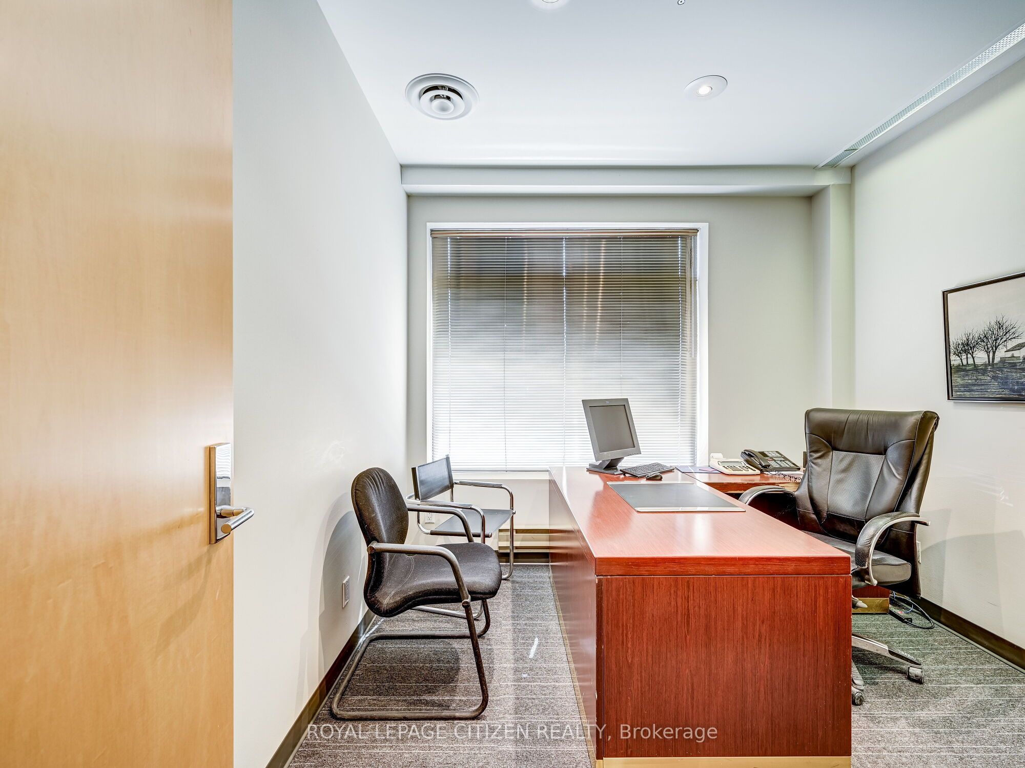 #1 - 30 Pennsylvania Avenue Property Photo 23