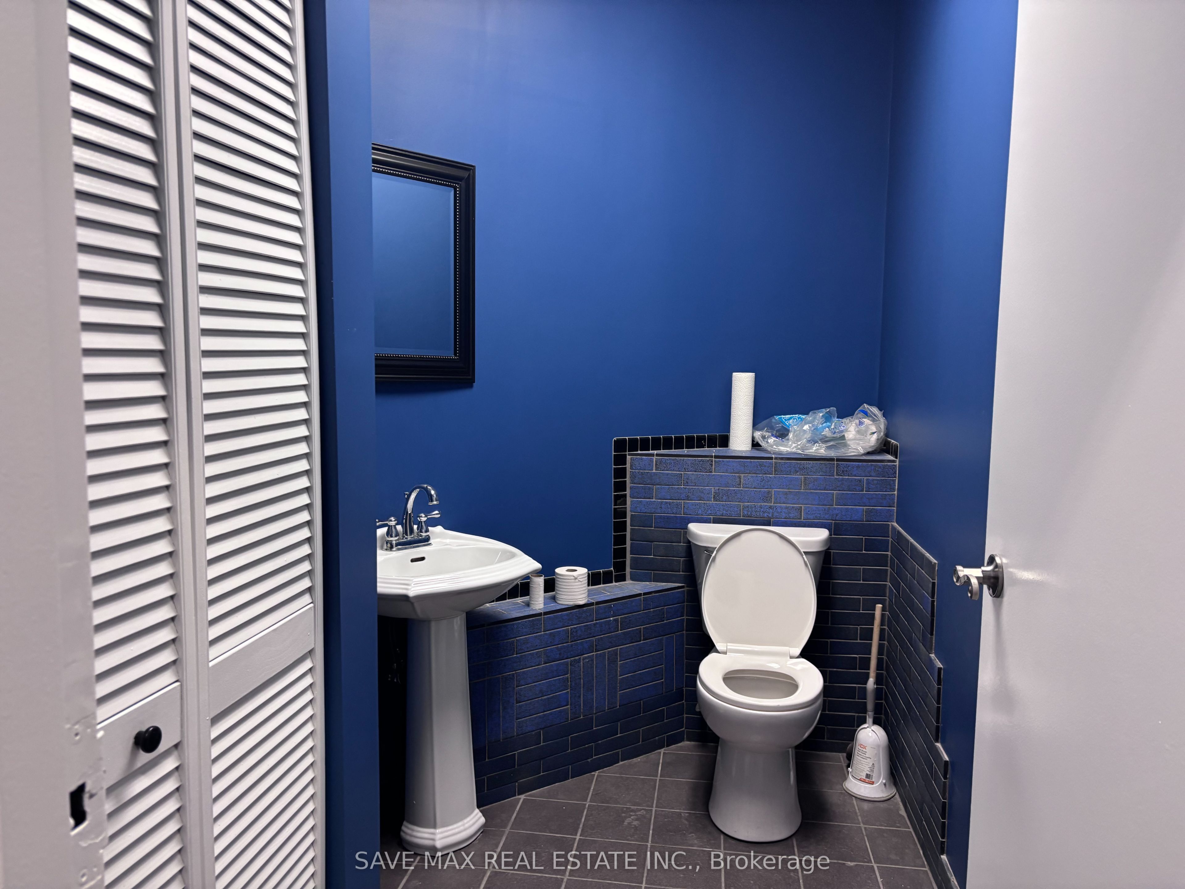 21 Roysun Road Property Photo 7
